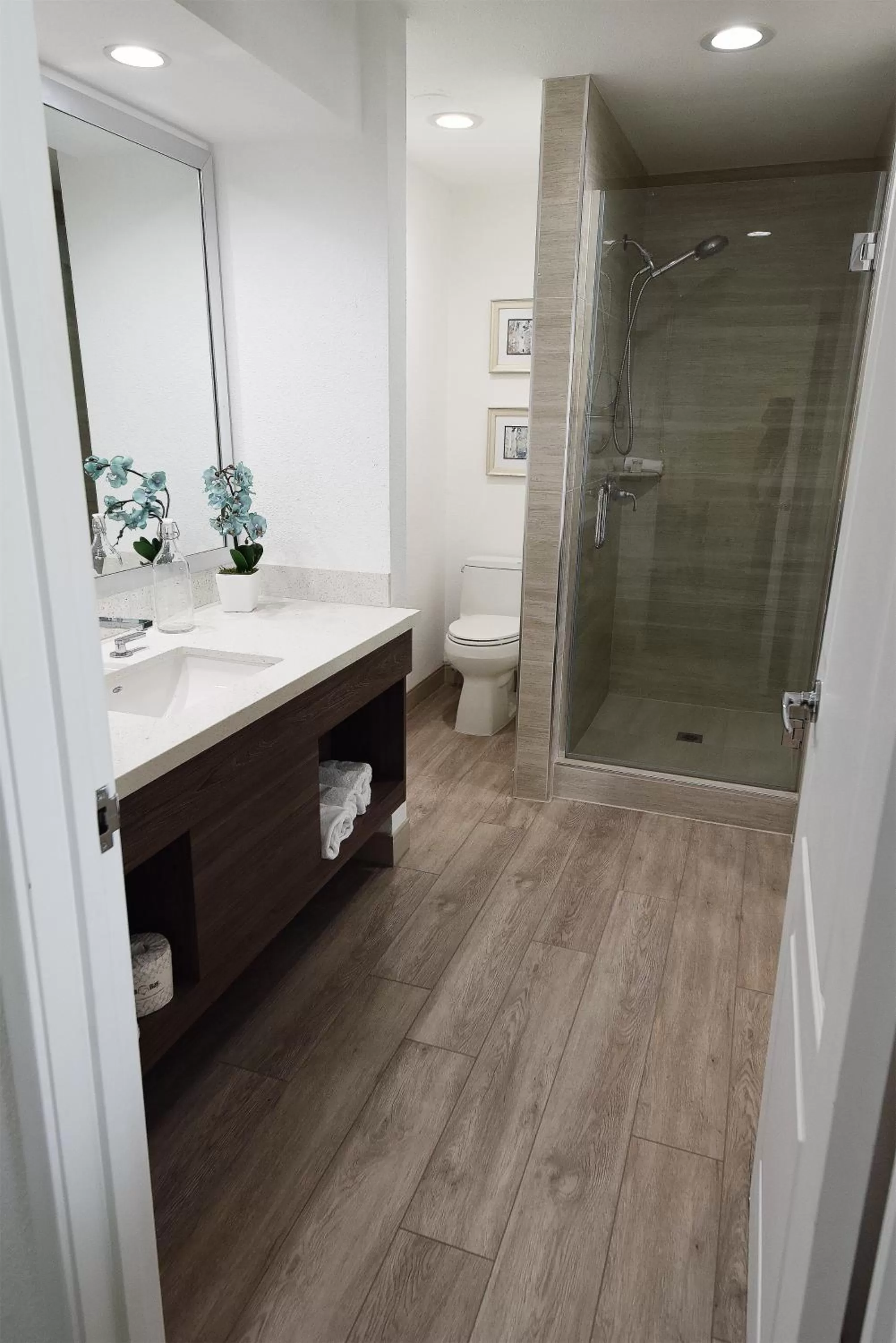 Bathroom in Serene Vegas Boutique Hotel Las Vegas