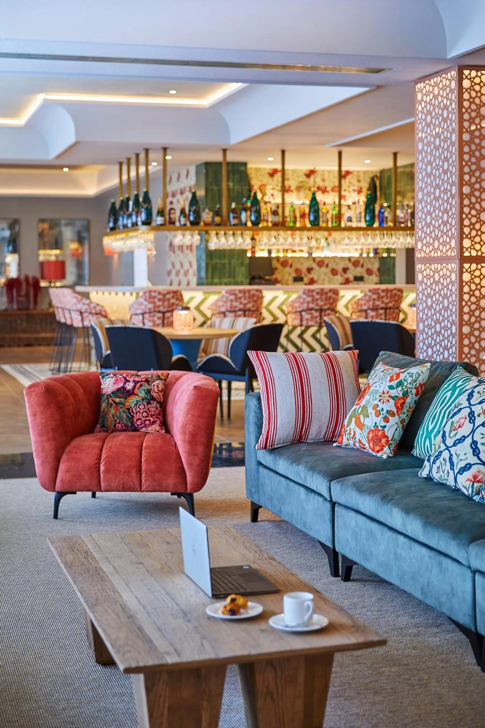 Living room in Hesperia Sevilla