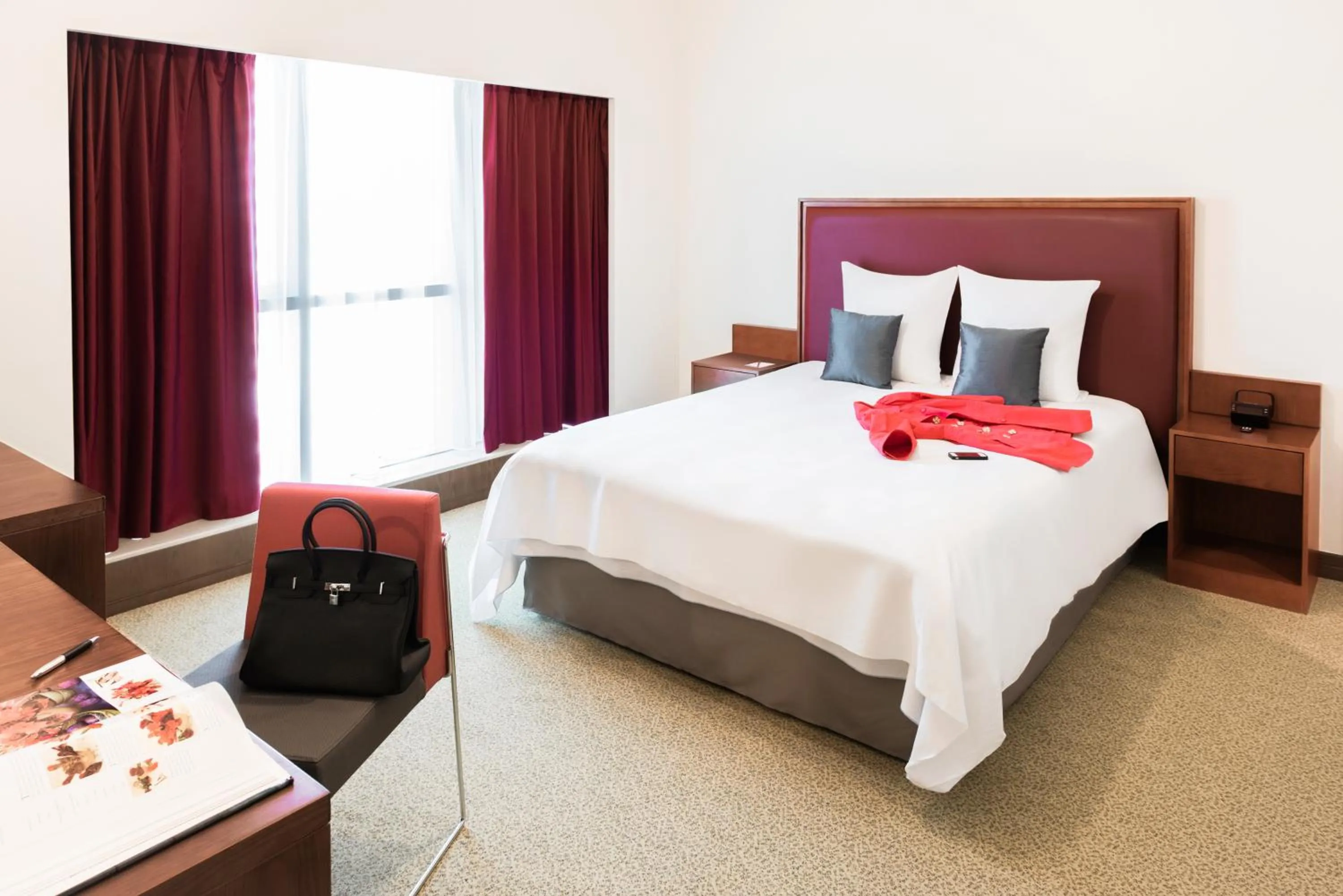 Bedroom in Aparthotel Adagio Fujairah