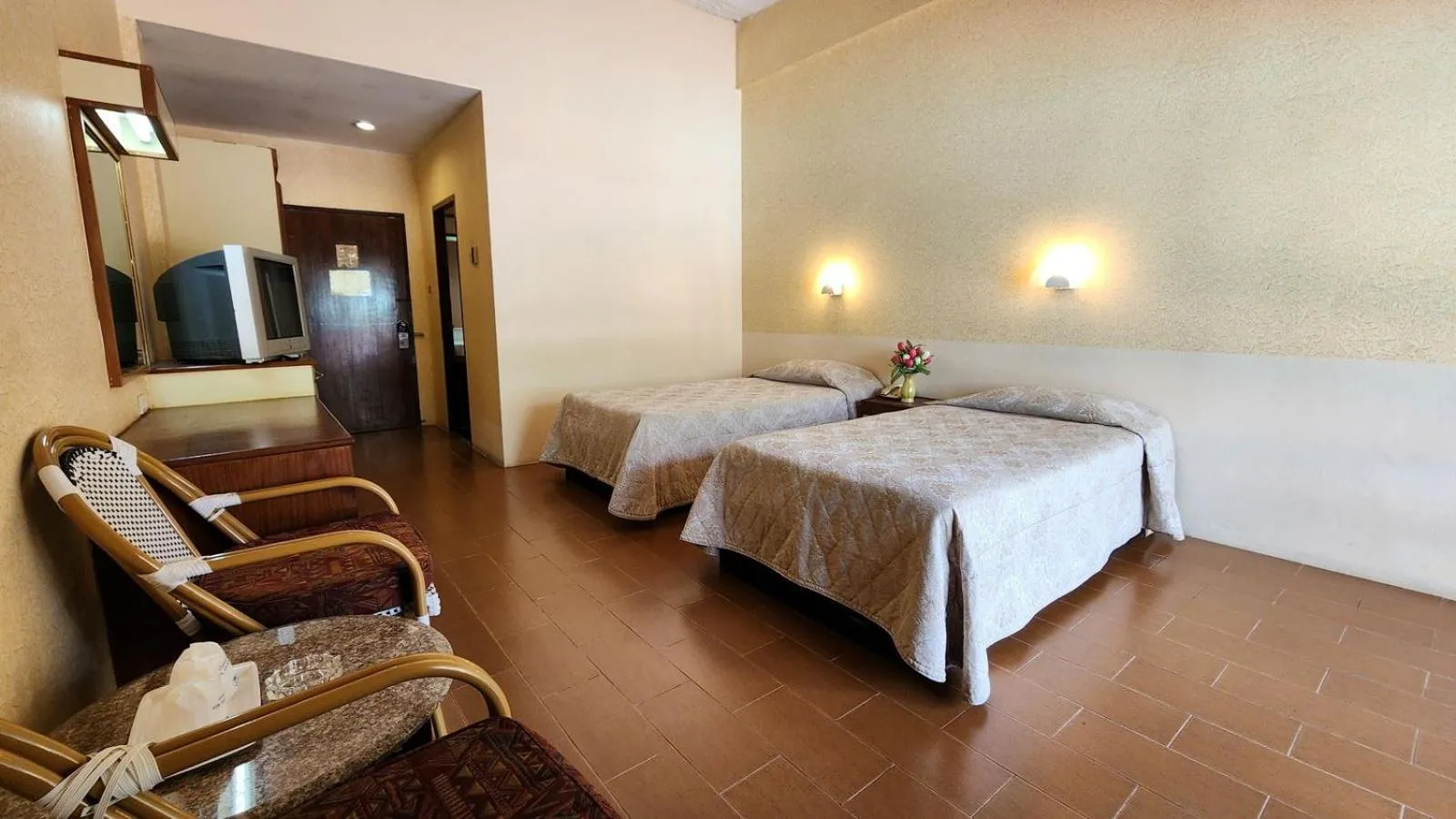 Bed in Pattaya Garden Resort