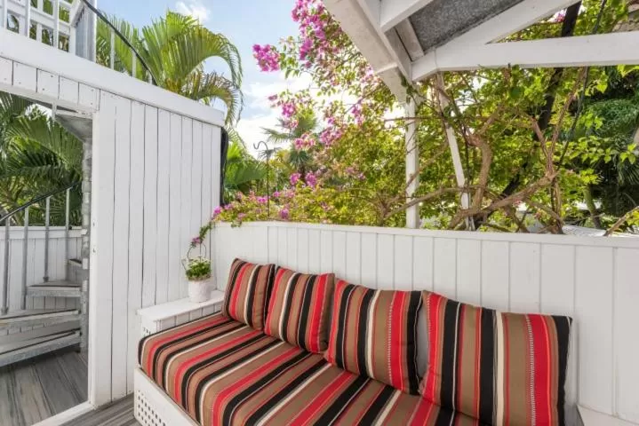 Room 4: Superior King Room with kitchenette in Alexander's Gay Lesbian Guesthouse (Adult Only 21+)