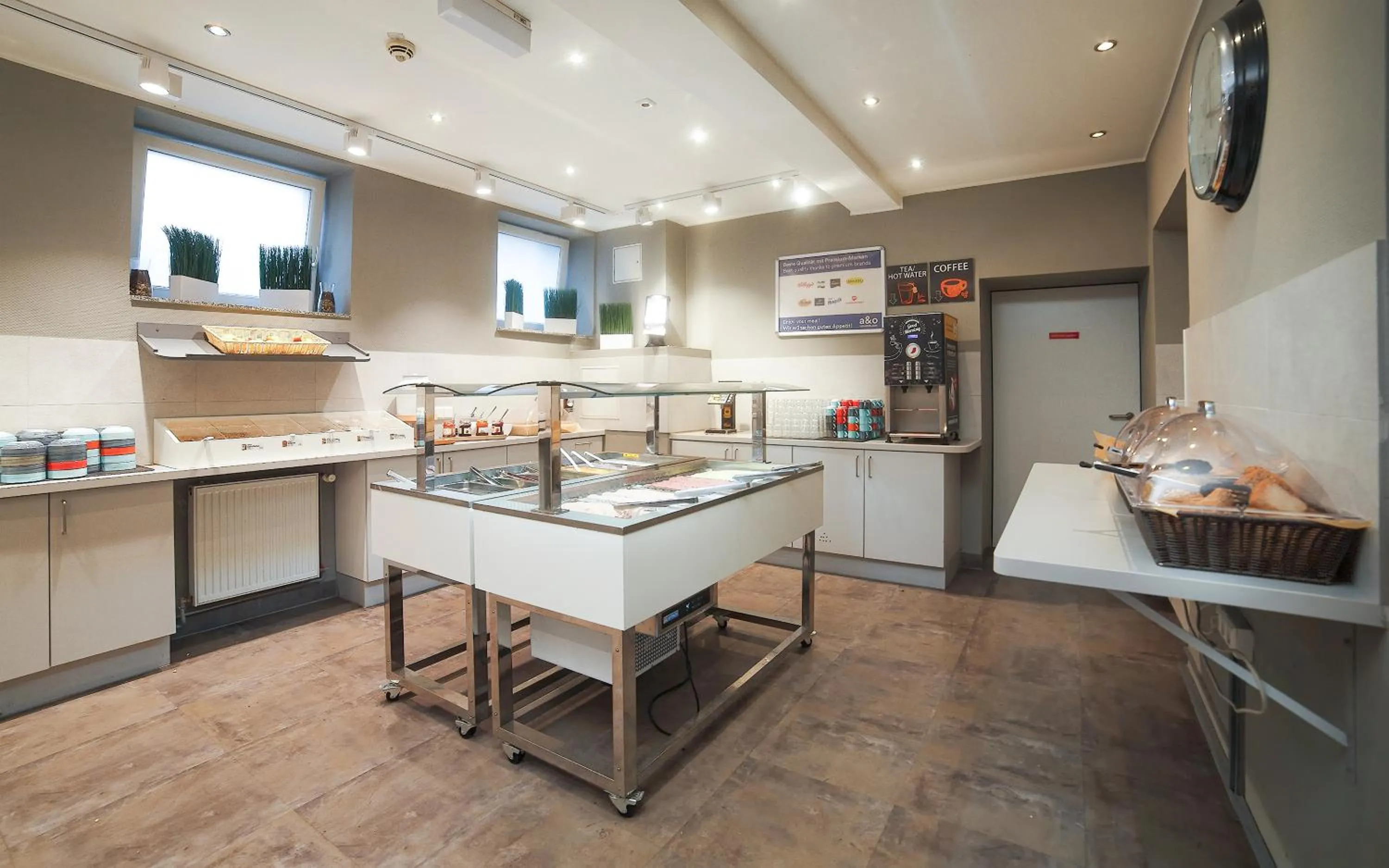 Breakfast in a&o Wien Stadthalle