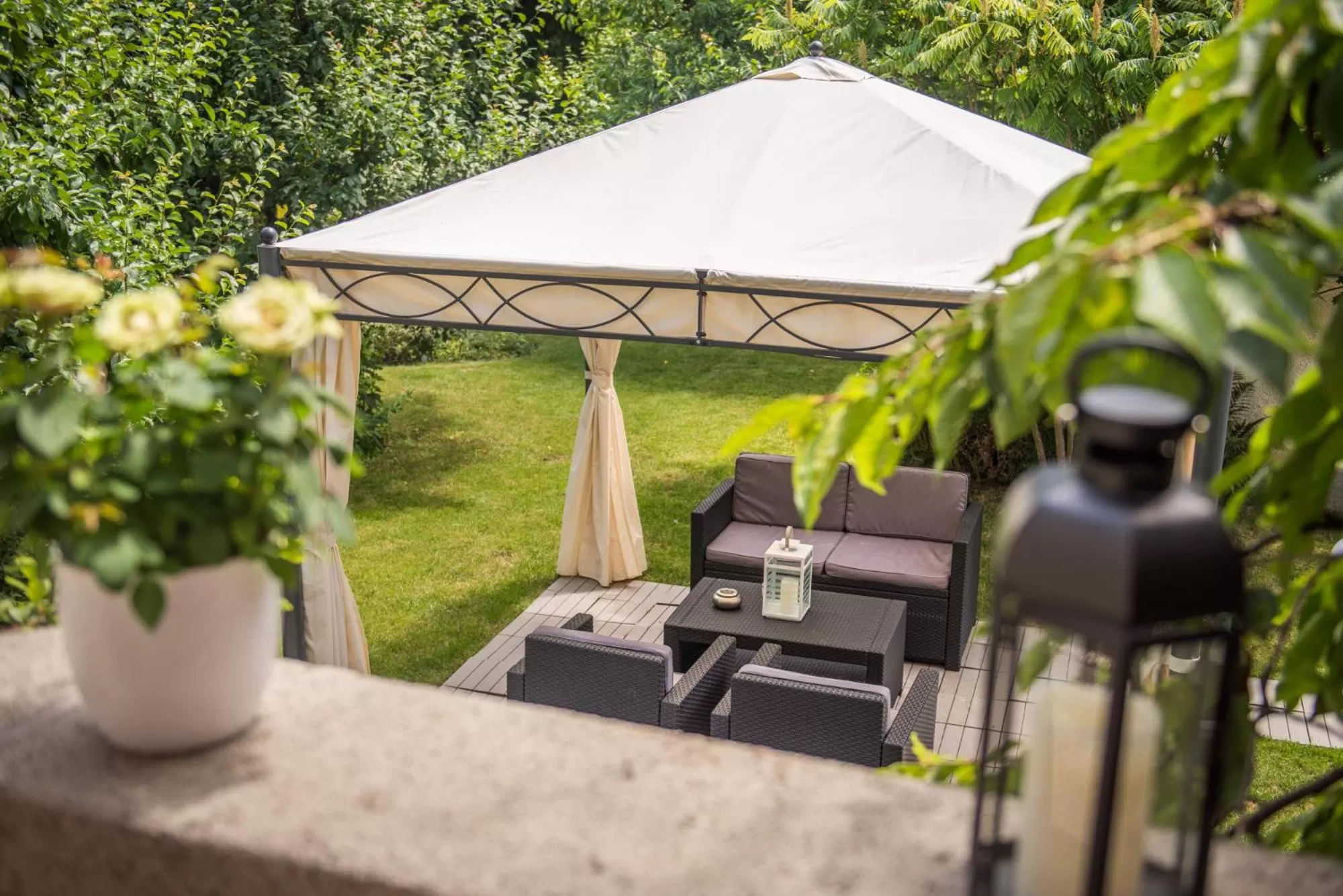 Property building in Max Aviation Villa & Apartments