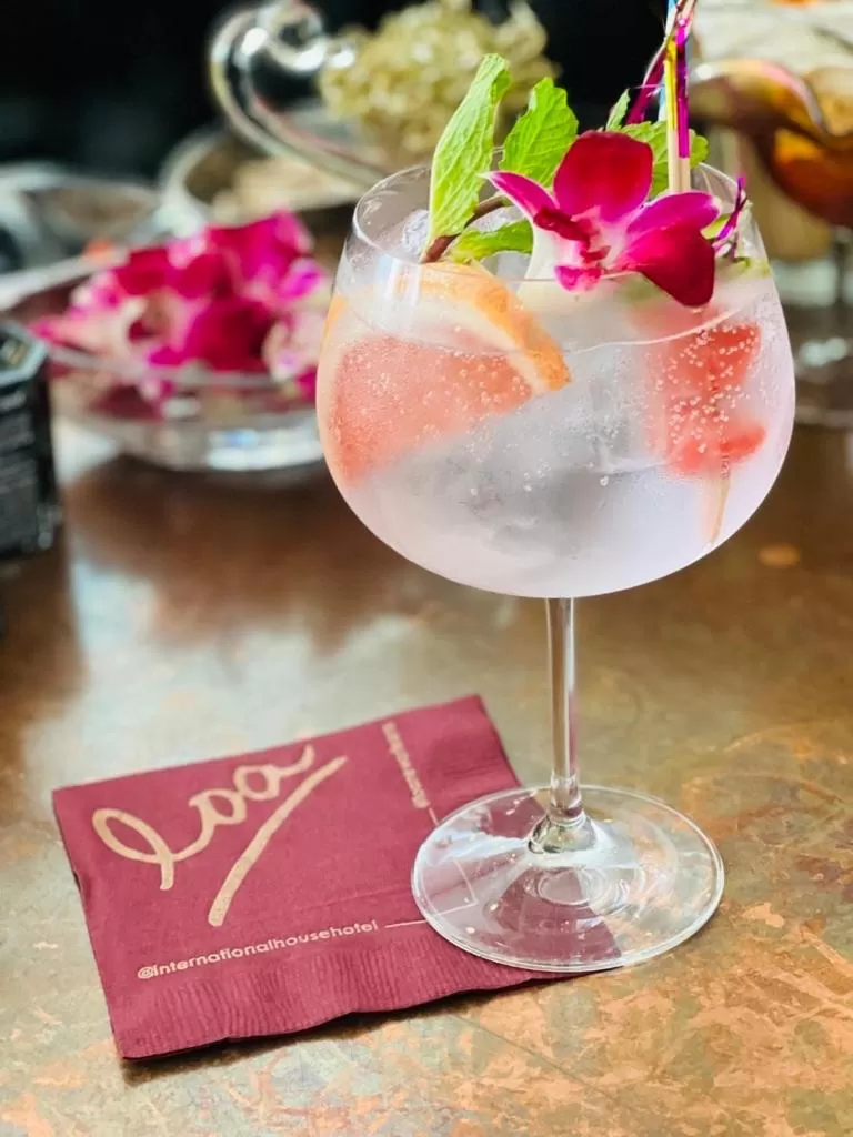 Lounge or bar in International House Hotel