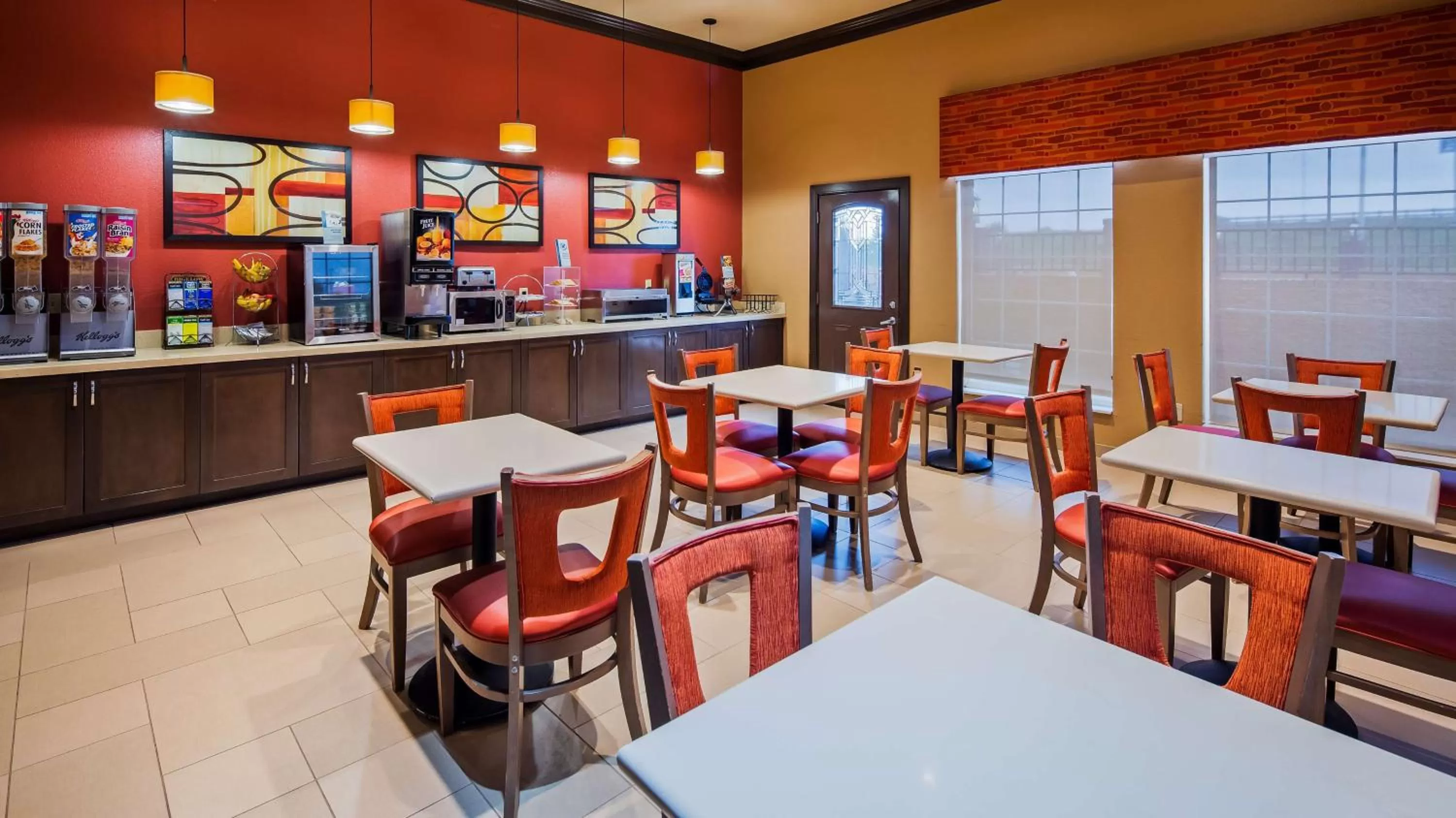 Restaurant/places to eat in Best Western Executive Inn El Campo