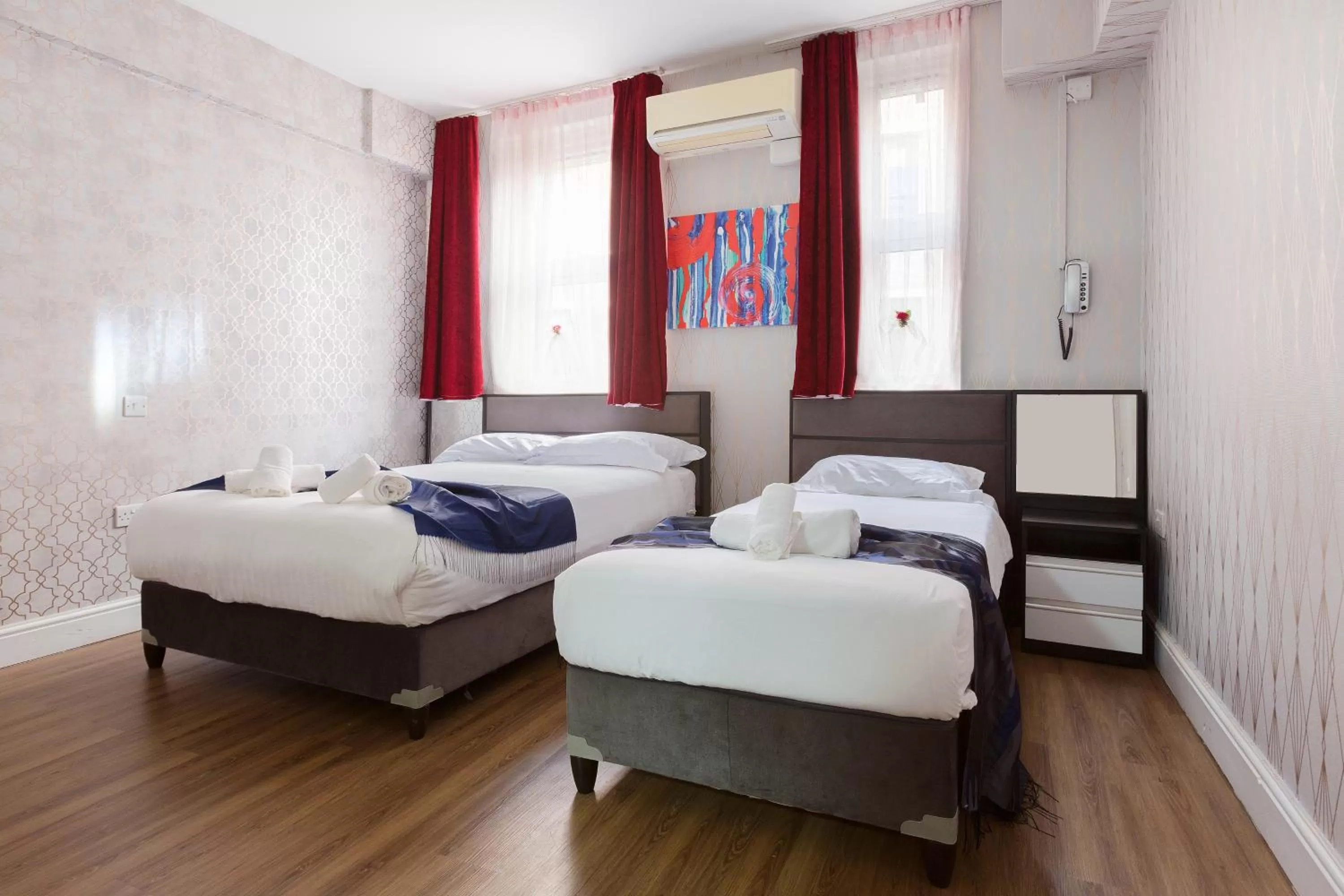 View (from property/room), Bed in Central Hoxton Shoreditch