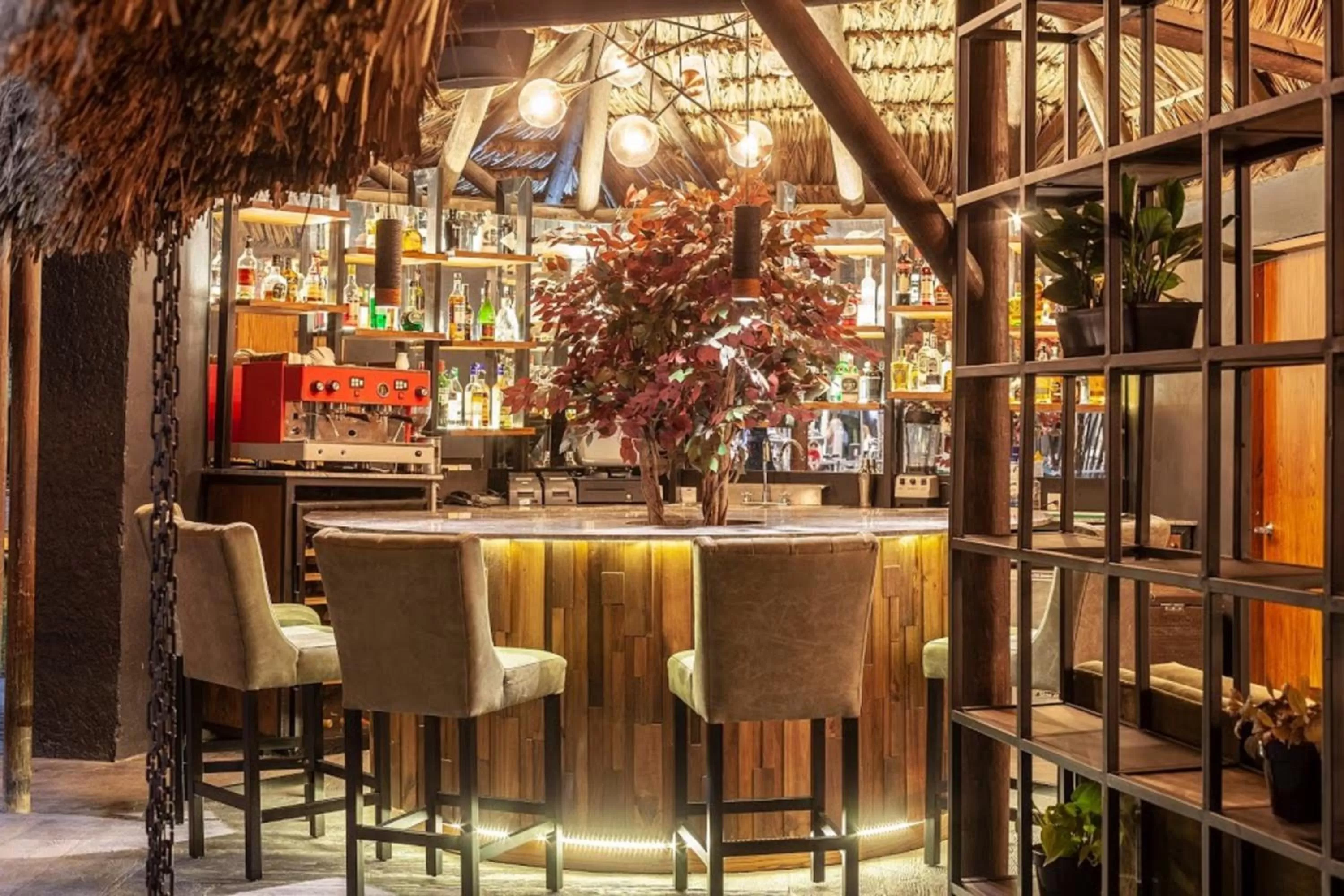 Restaurant/places to eat in InterContinental Medellin - Movich by IHG