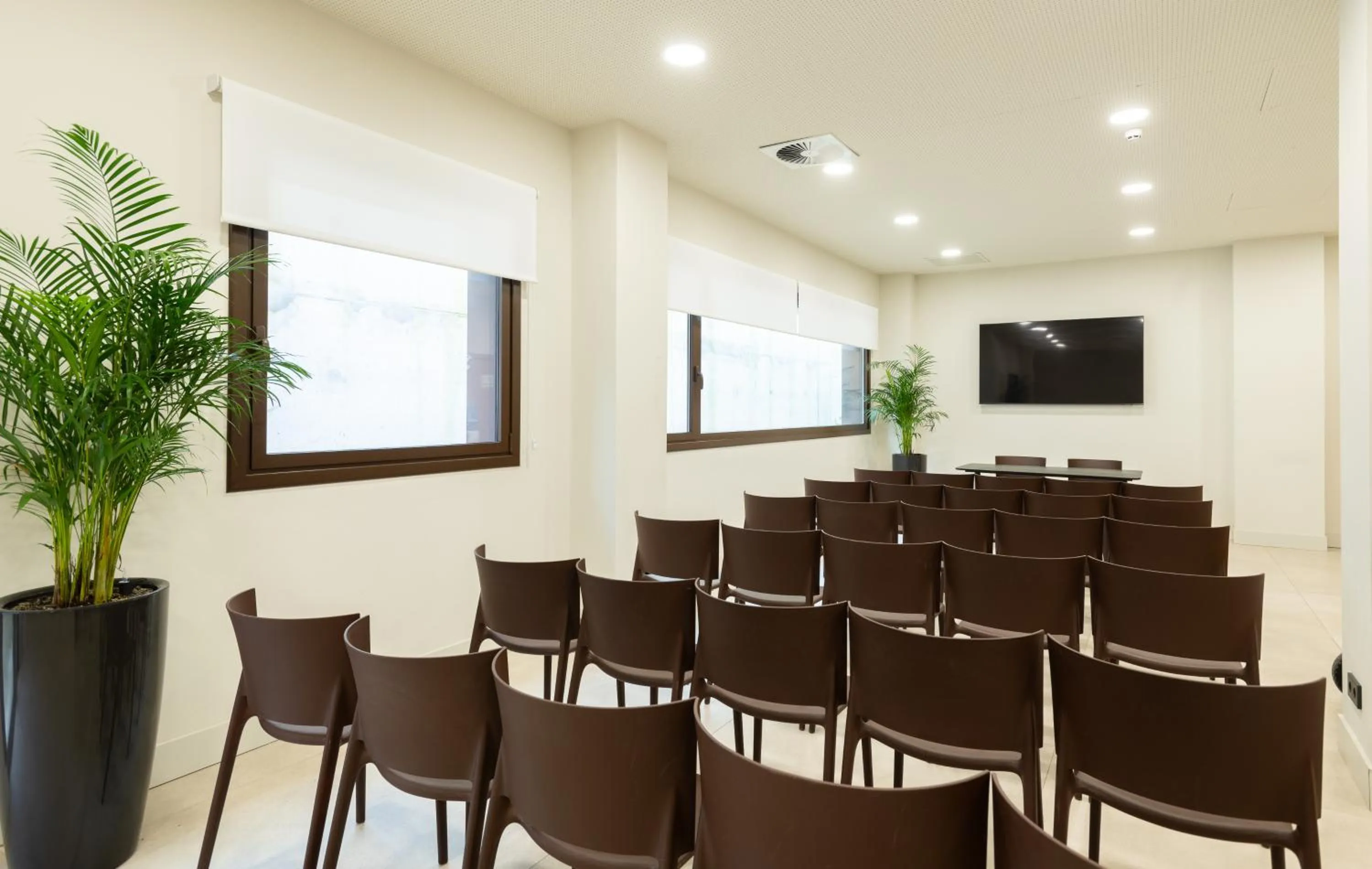 Meeting/conference room in Hotel Bed4U San Sebasti