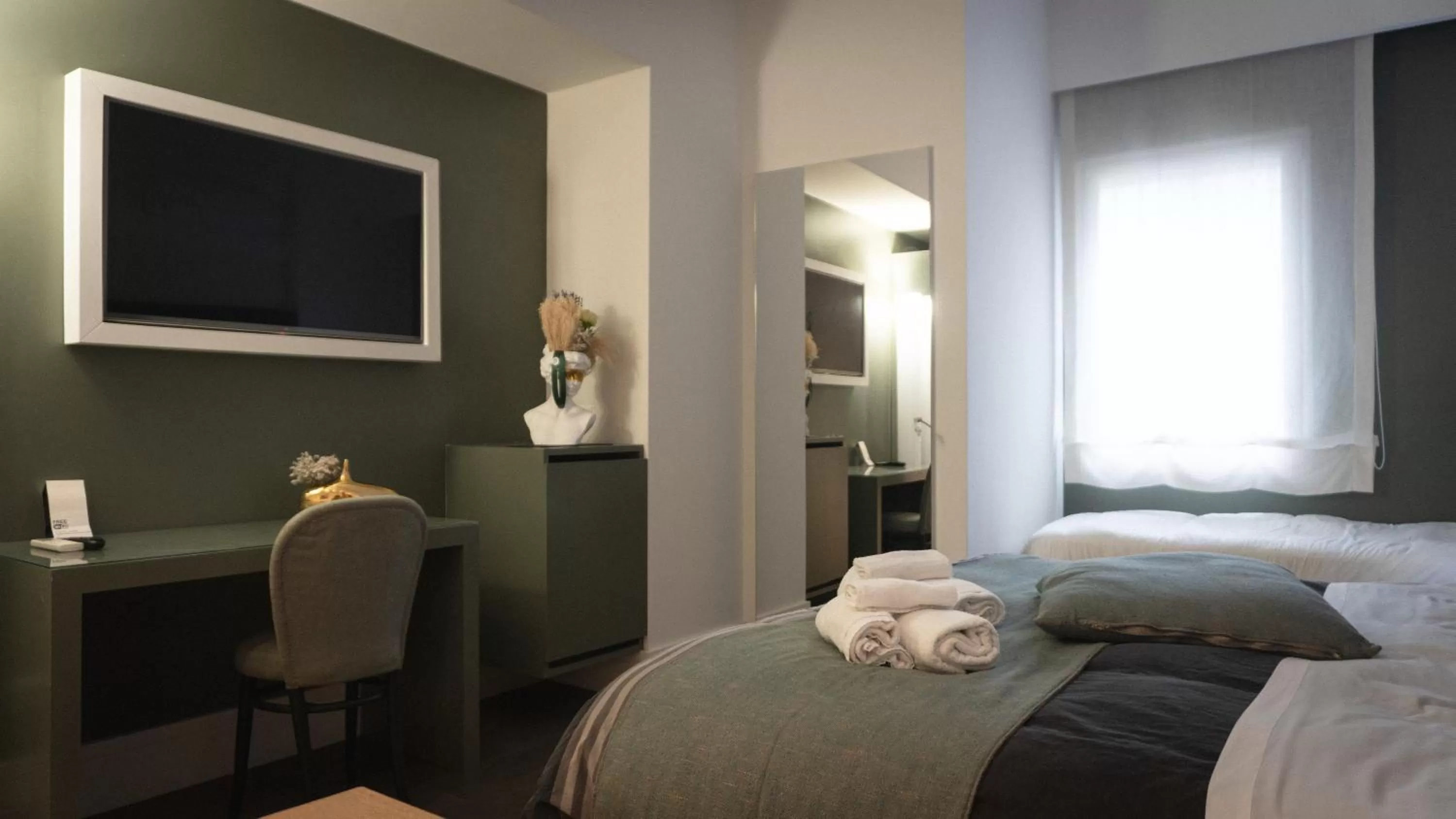 Bed in XENIA LUXURY ROOMS