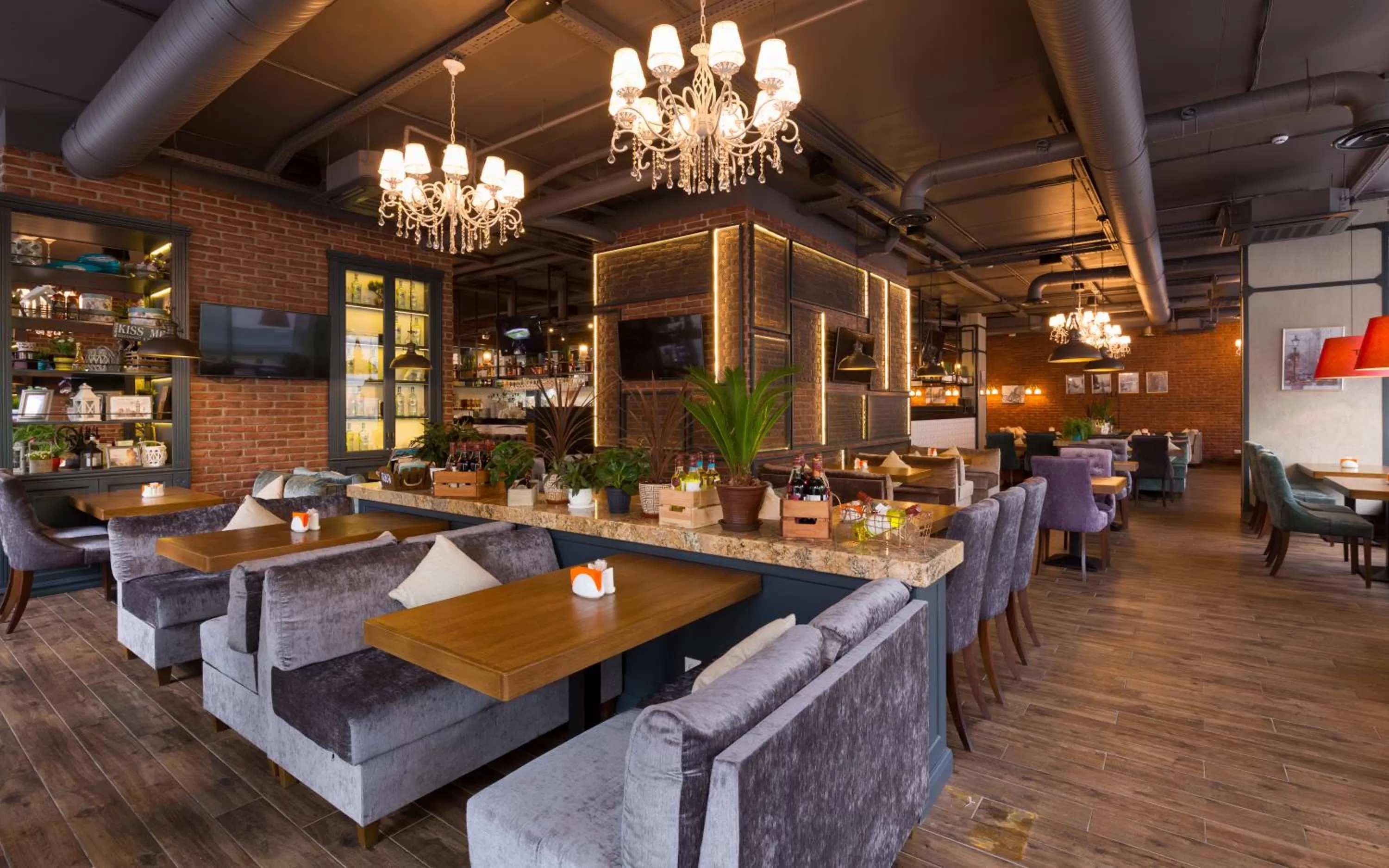 Restaurant/places to eat in Park Inn by Radisson Residence Riga Barona