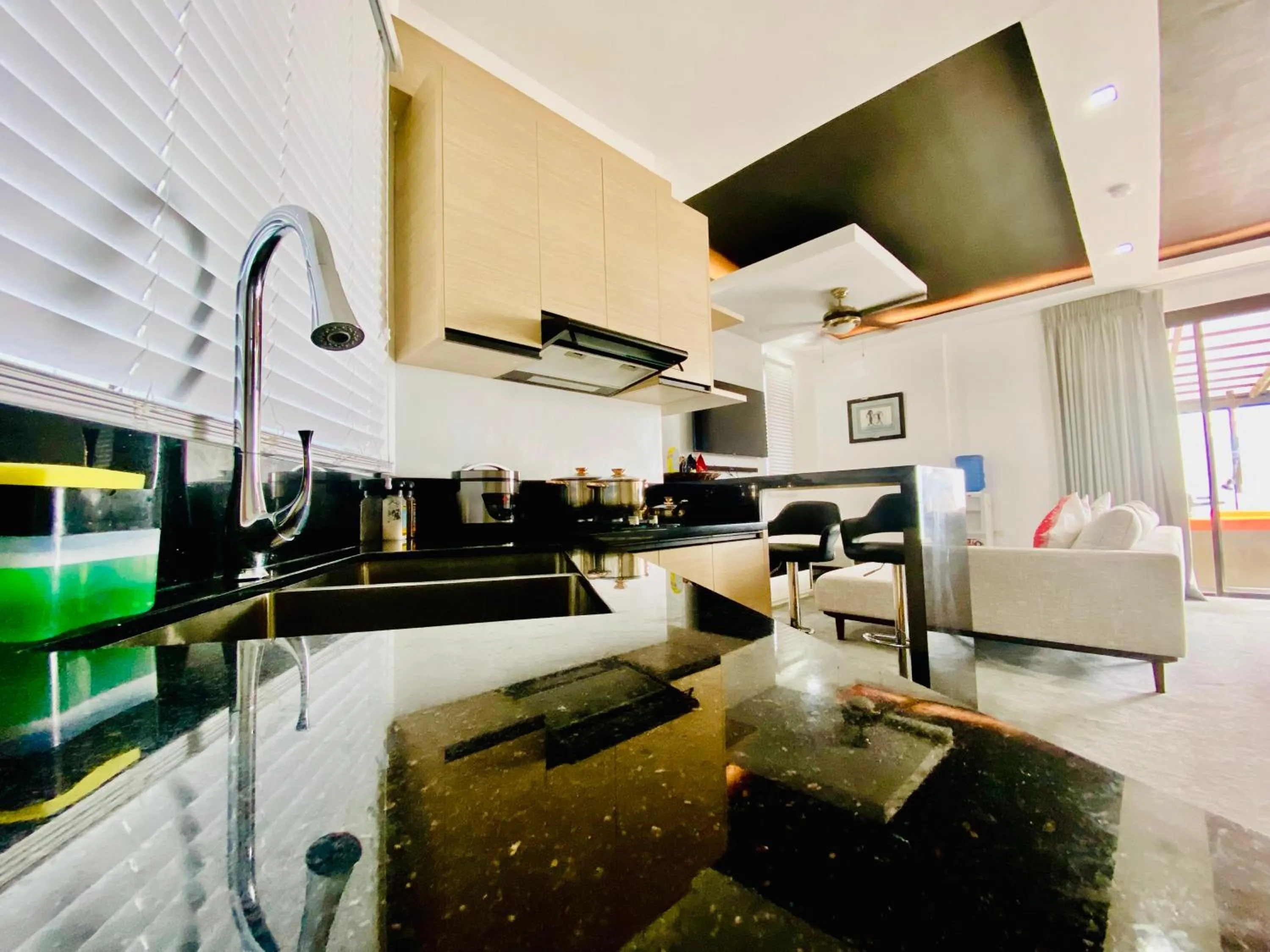 TV and multimedia in Lalaguna Villas Luxury Dive Resort and Spa