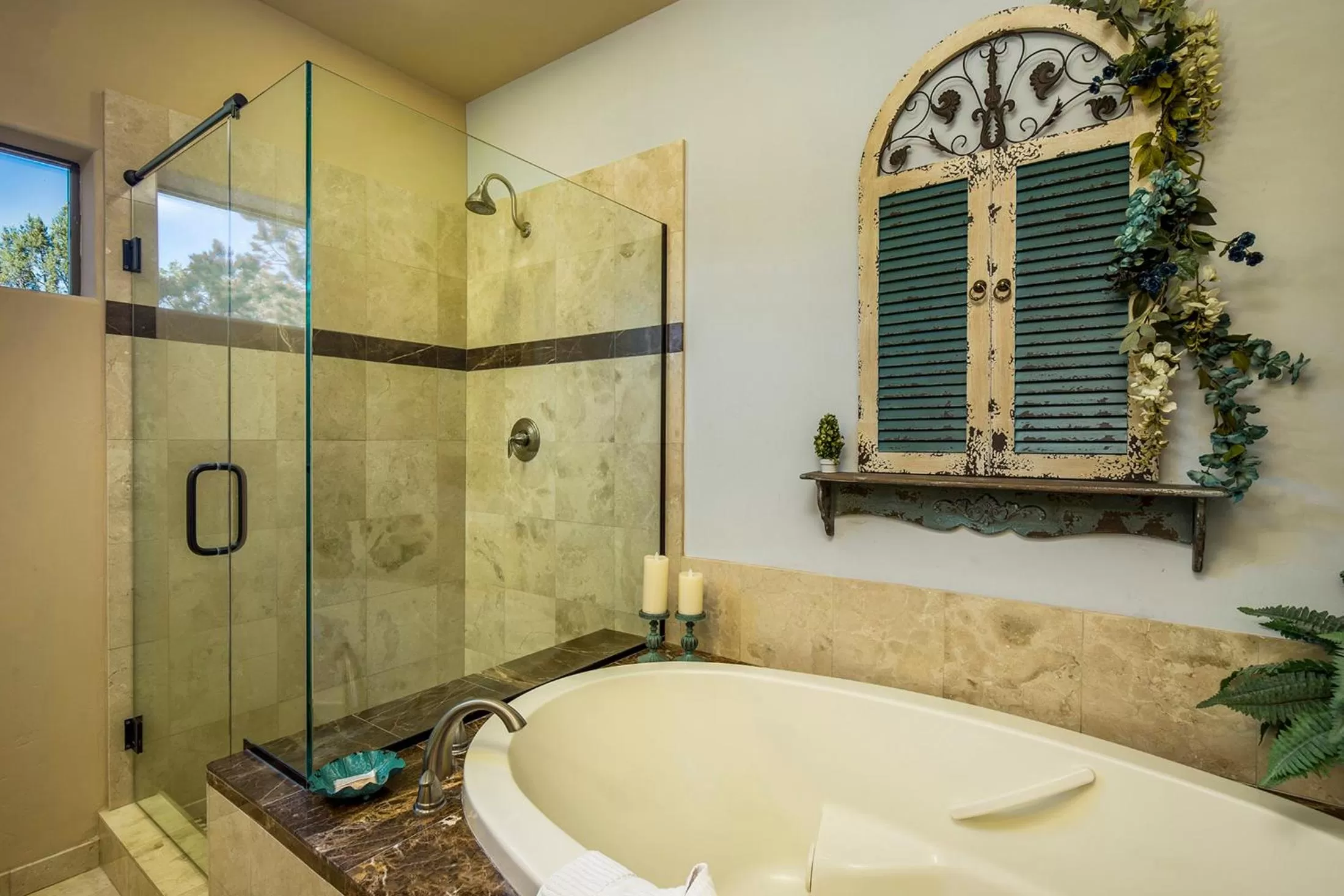 Bathroom in Alma De Sedona Inn B&B