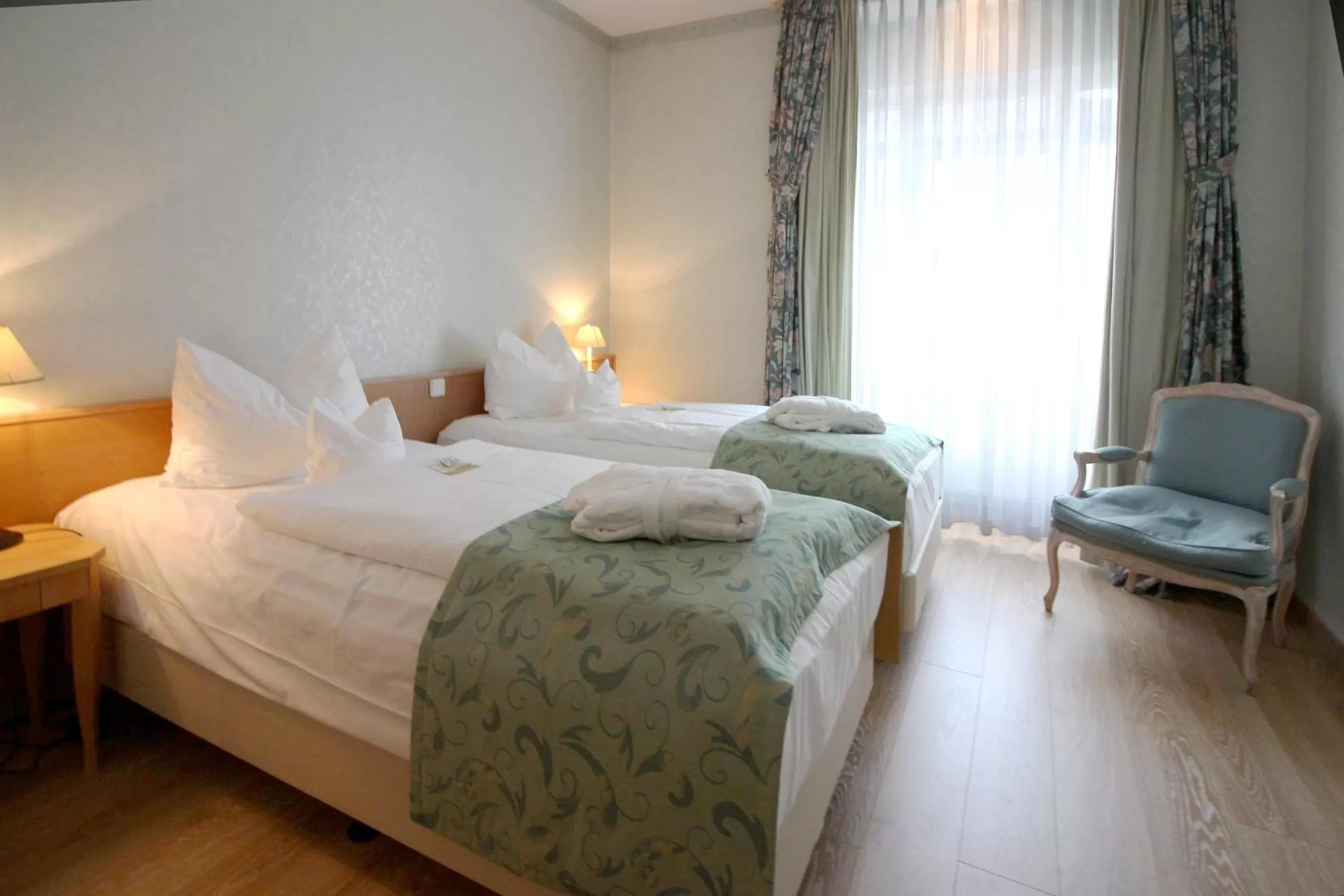 Bedroom, Bed in Hotel Am Mühlenteich