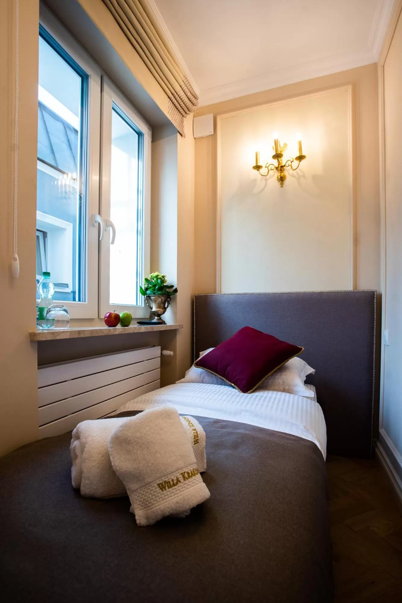 Bed in Willa Krakowska