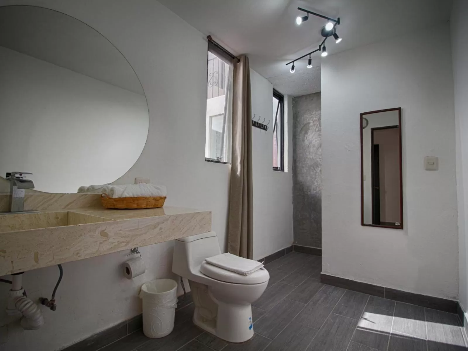 Bathroom in Hotel Punto 79