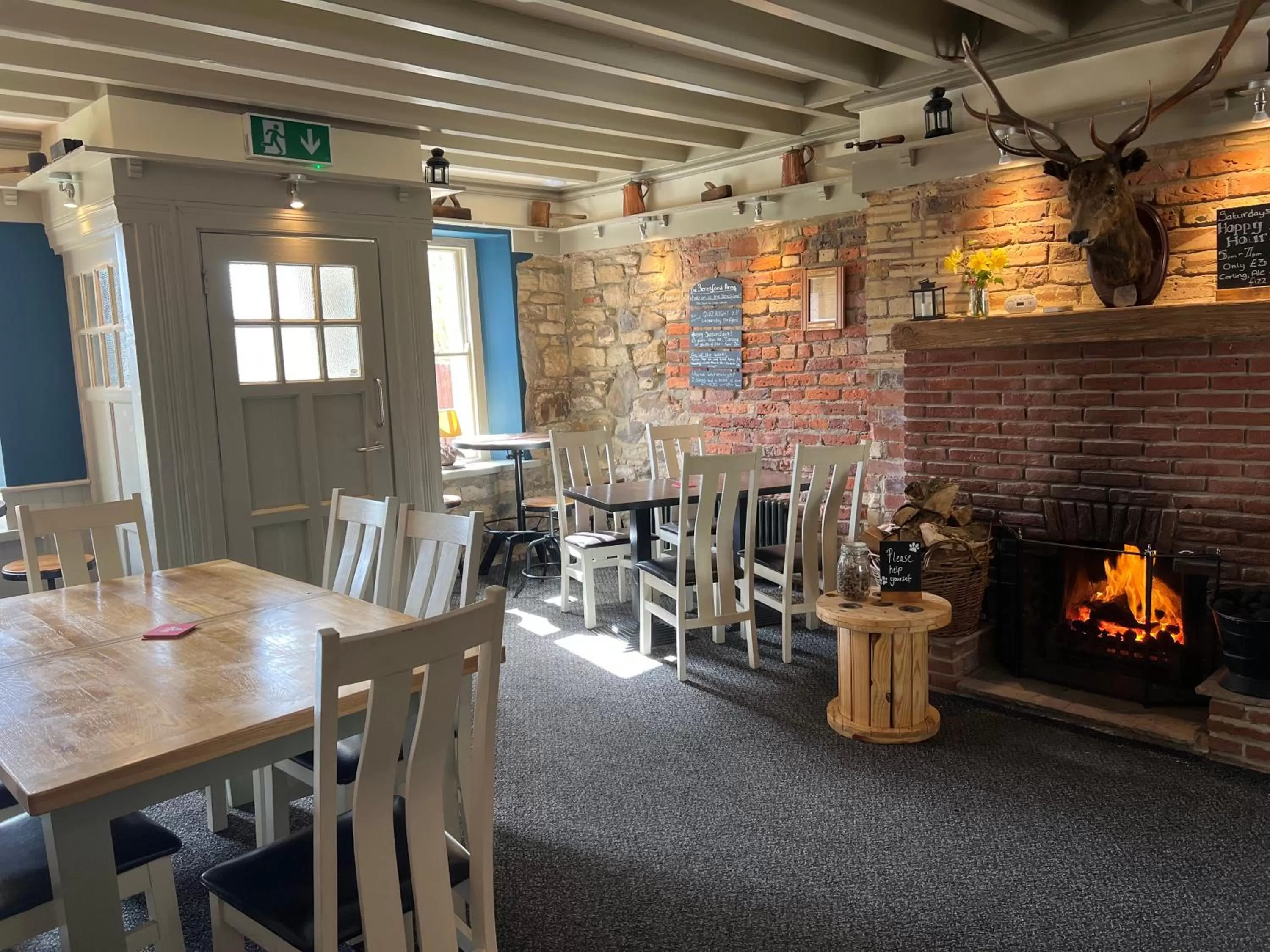 Lounge or bar in The Beresford Arms