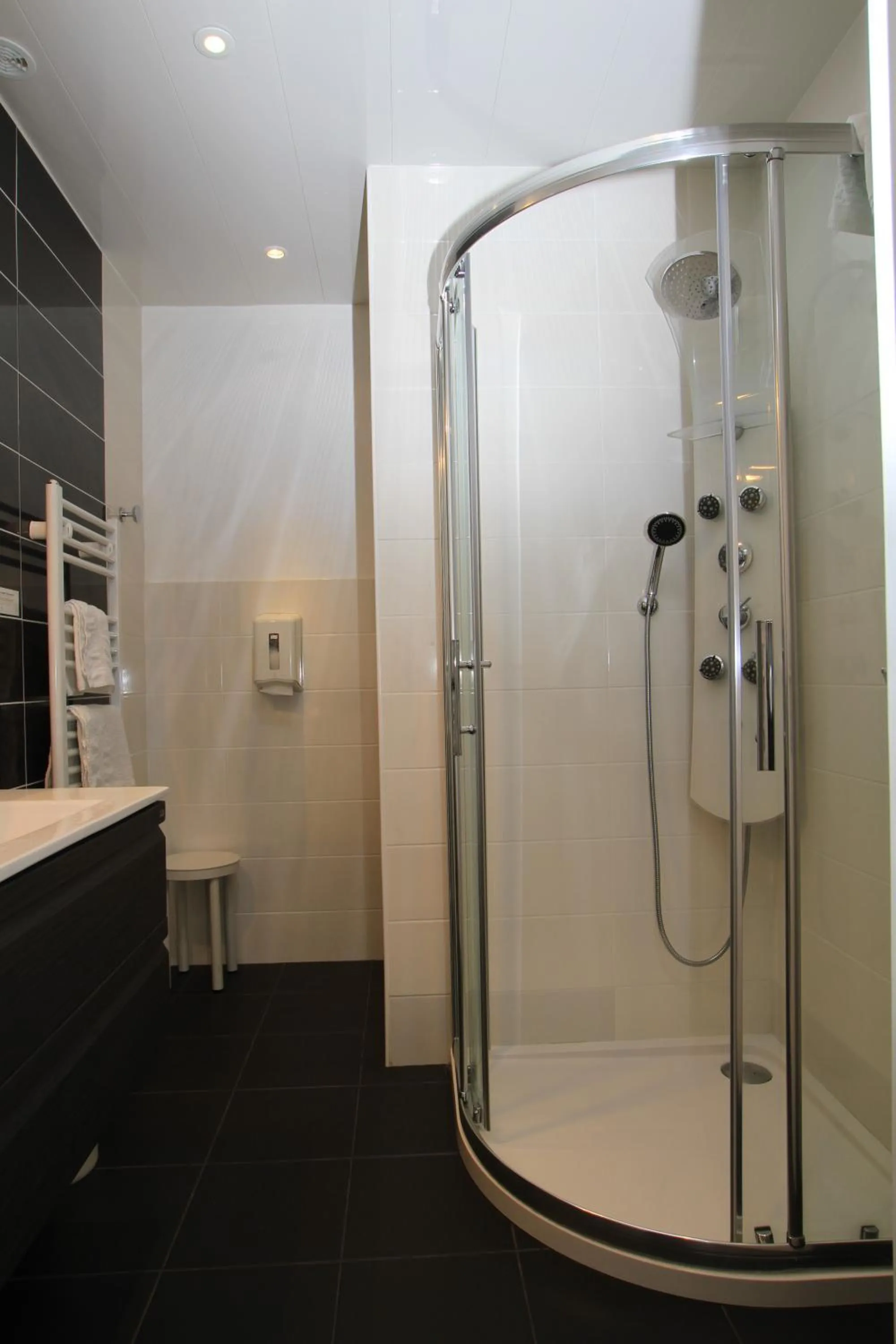 Logis Hotel Restaurant Spa Beau Site