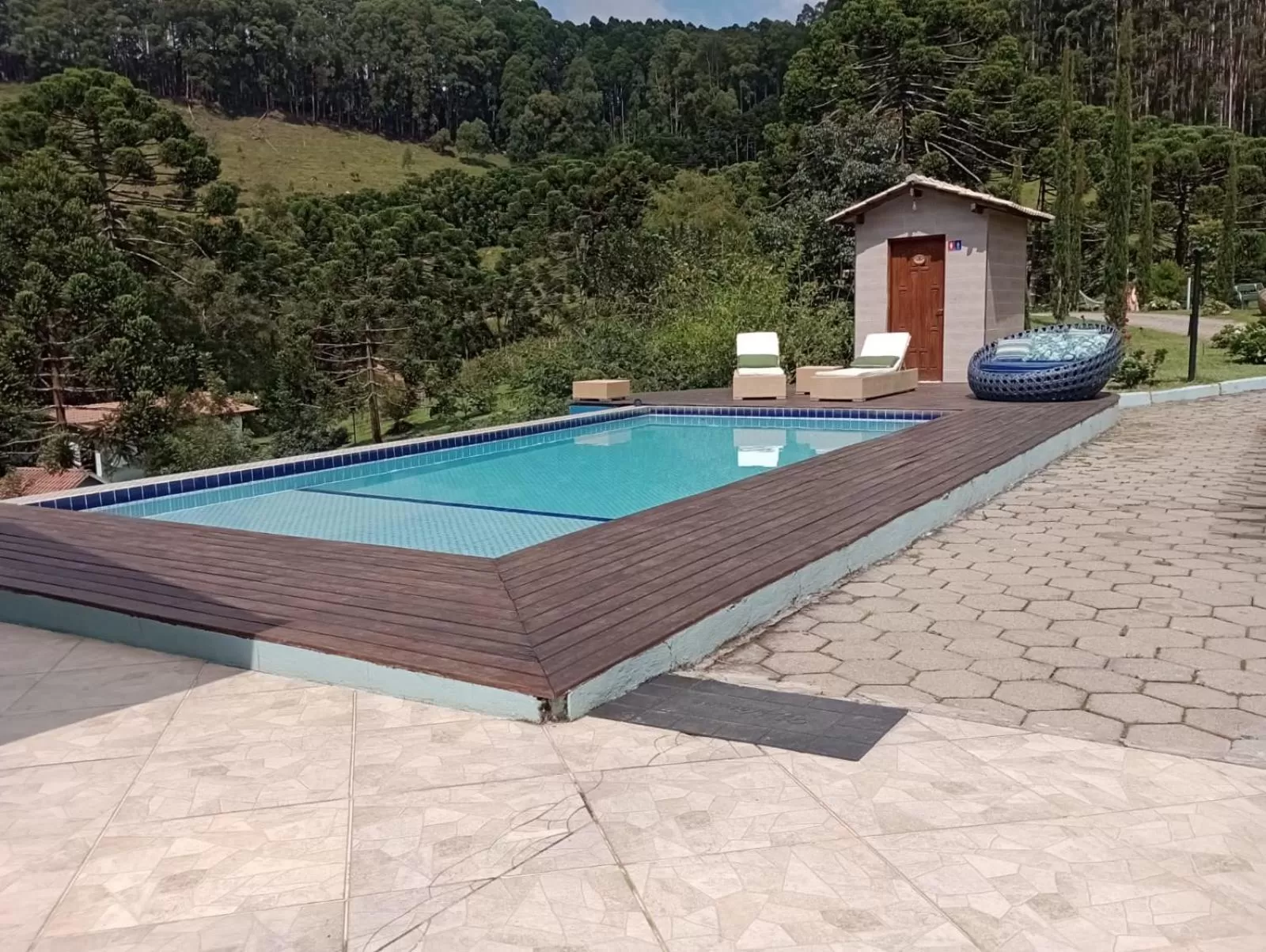 Swimming pool in MD Luar da Montanha
