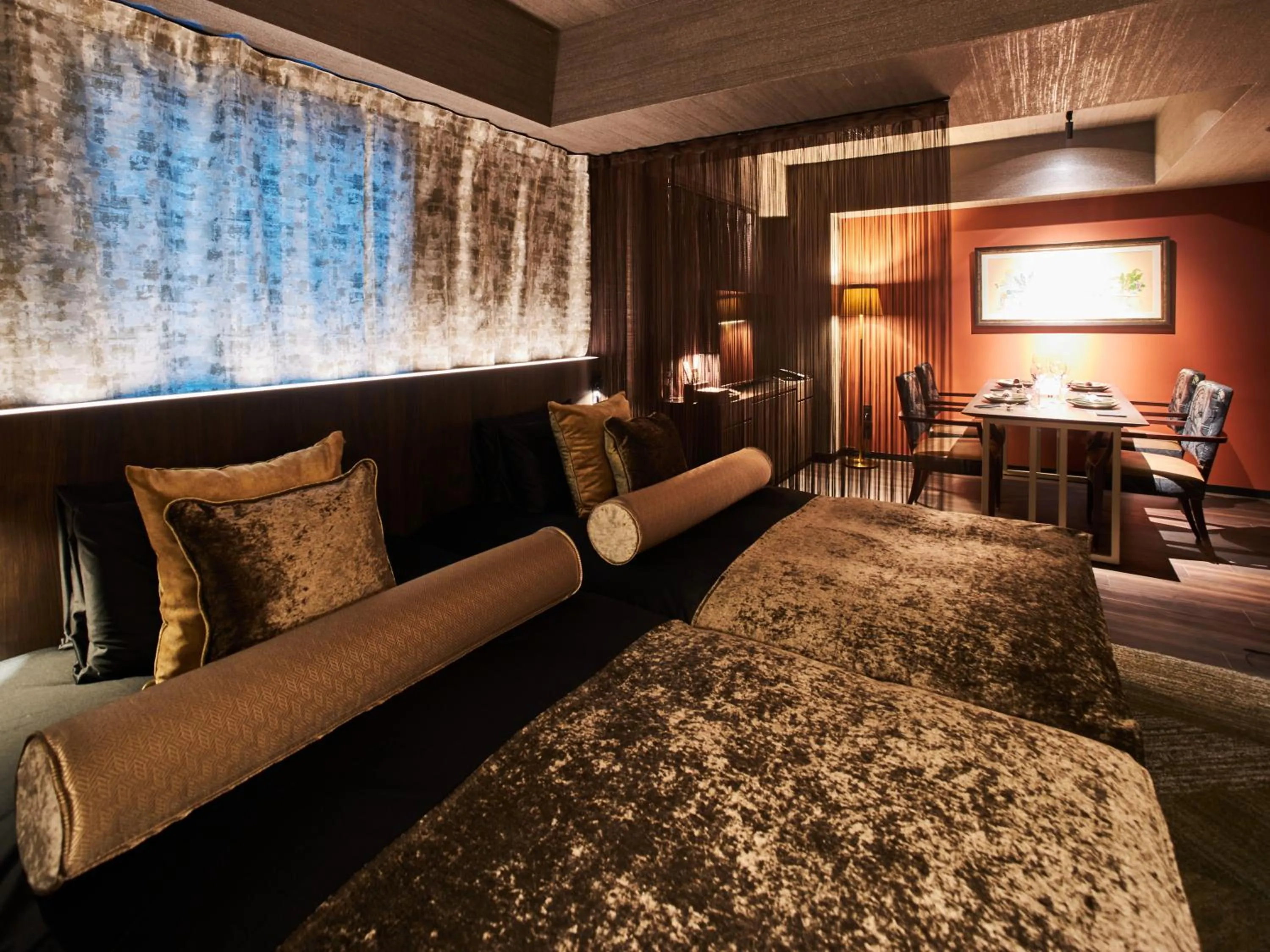 Photo of the whole room, Bed in Roppongi Hotel S