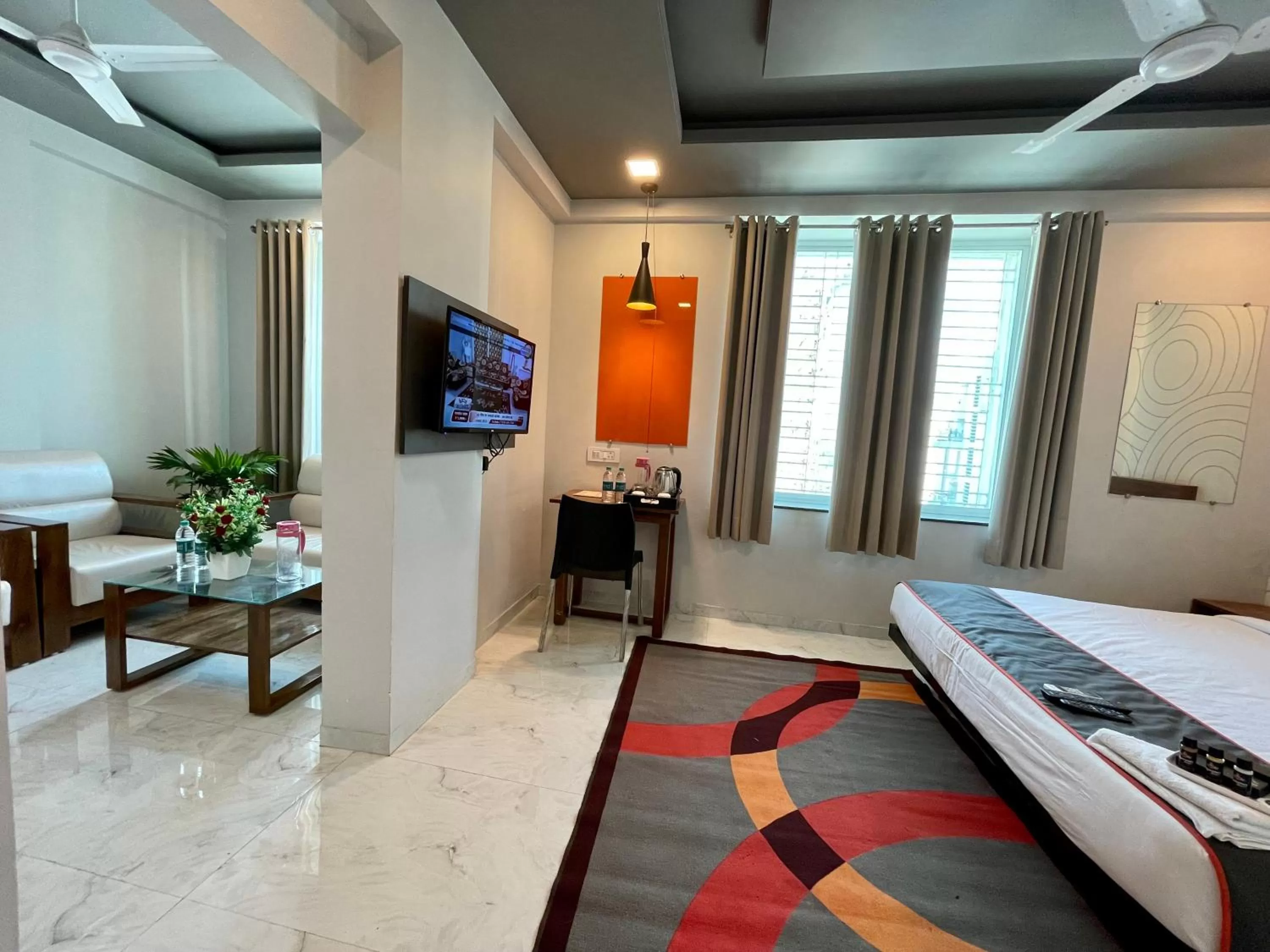 Photo of the whole room, TV/Entertainment Center in Manomay Homes