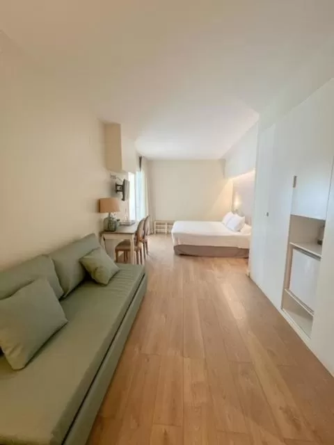 Bed in Hotel & Apartaments Thalassa Sport & Wellness