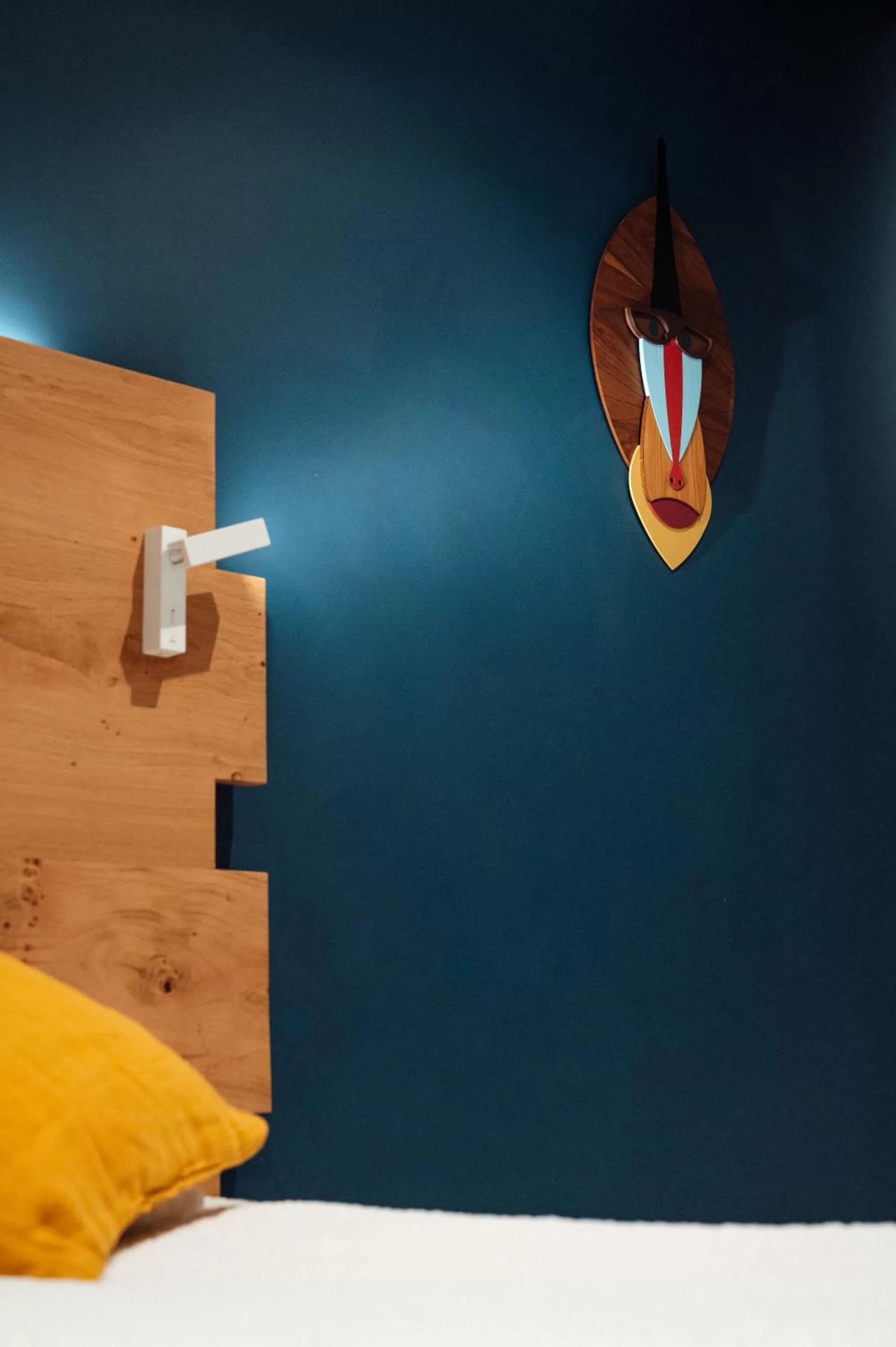 Decorative detail, Bed in Urban Style HOTEL LES FLEURINES