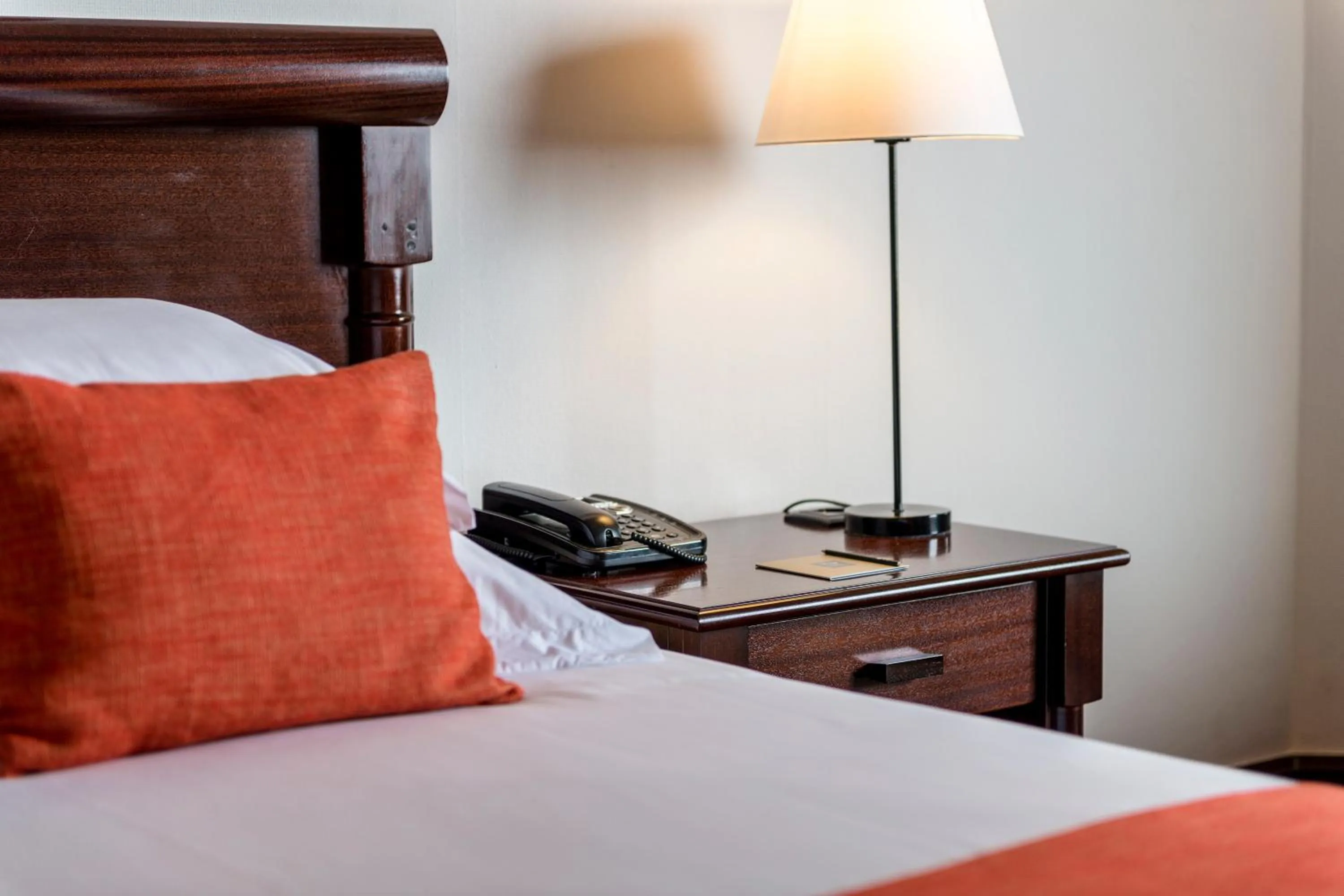 Bedroom, Bed in Hotel Alvalade