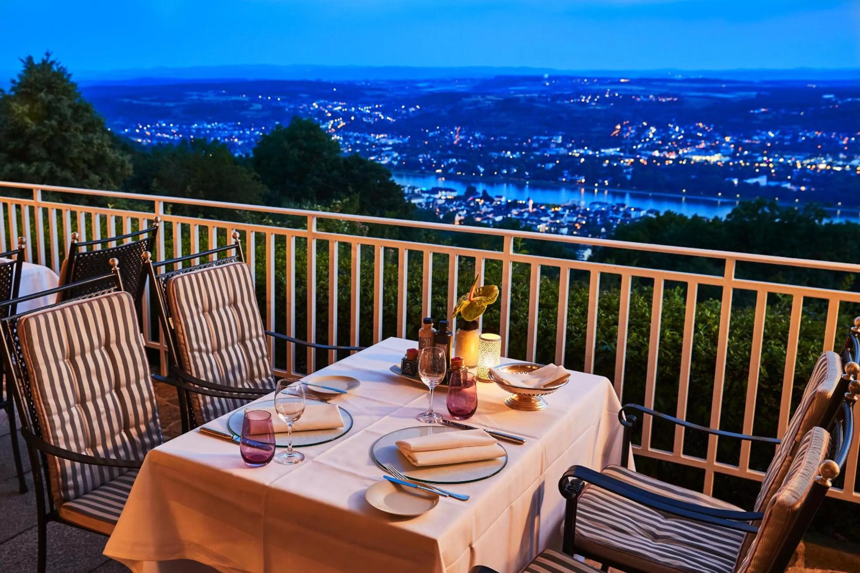 Restaurant/places to eat in Steigenberger ICON Grandhotel & Spa Petersberg