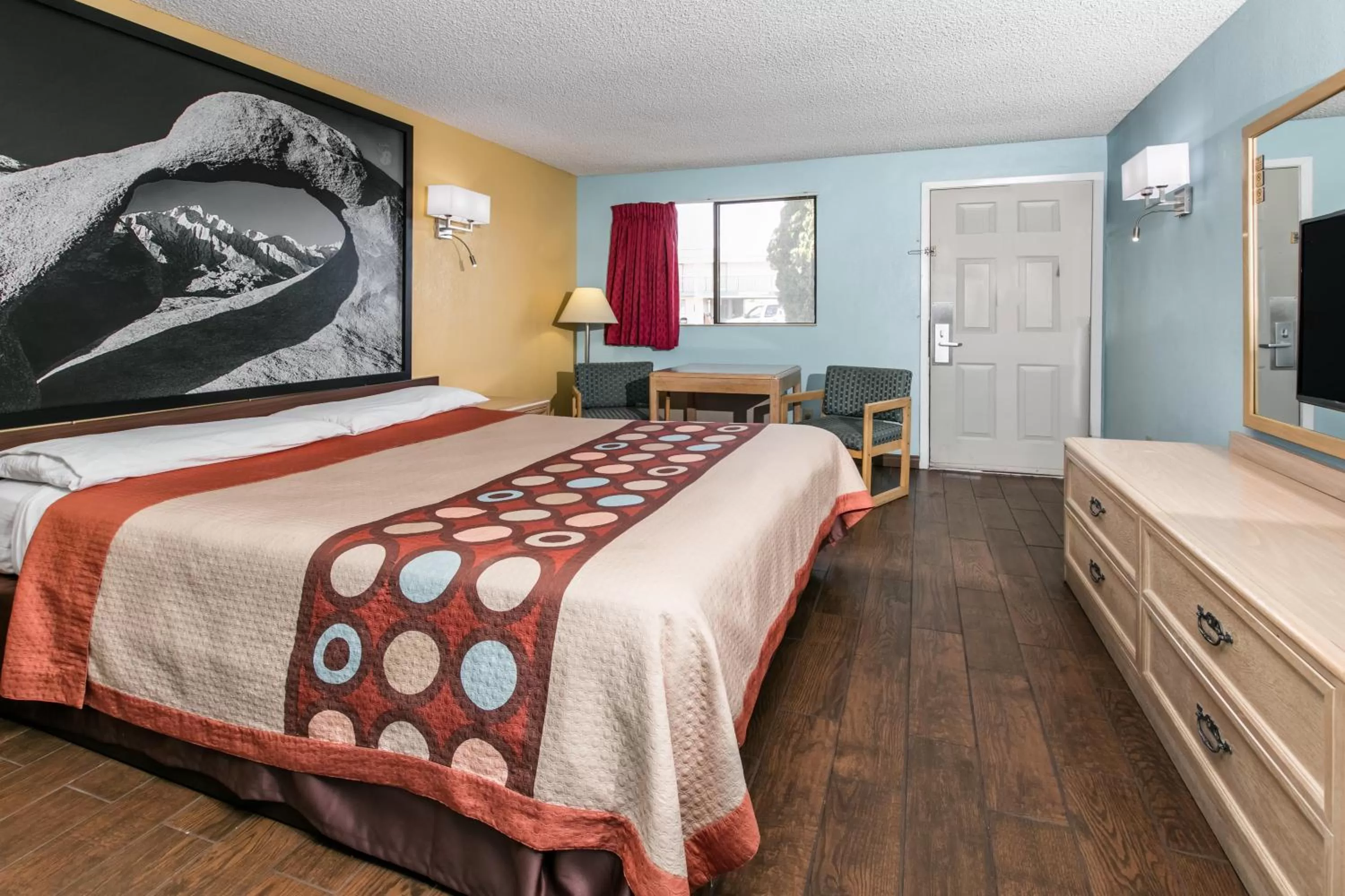 Bed in Super 8 by Wyndham Bishop