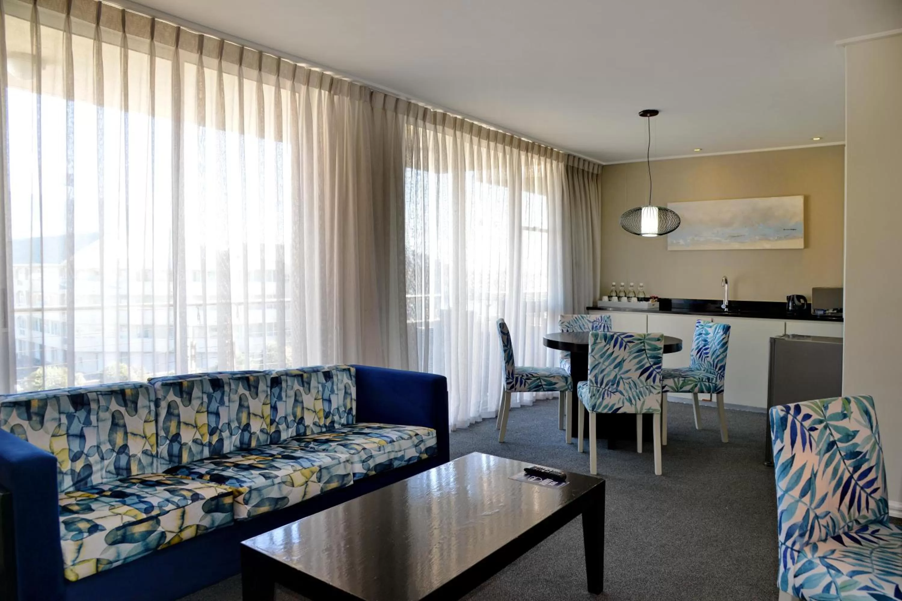 Living room in Lagoon Beach Hotel & Spa