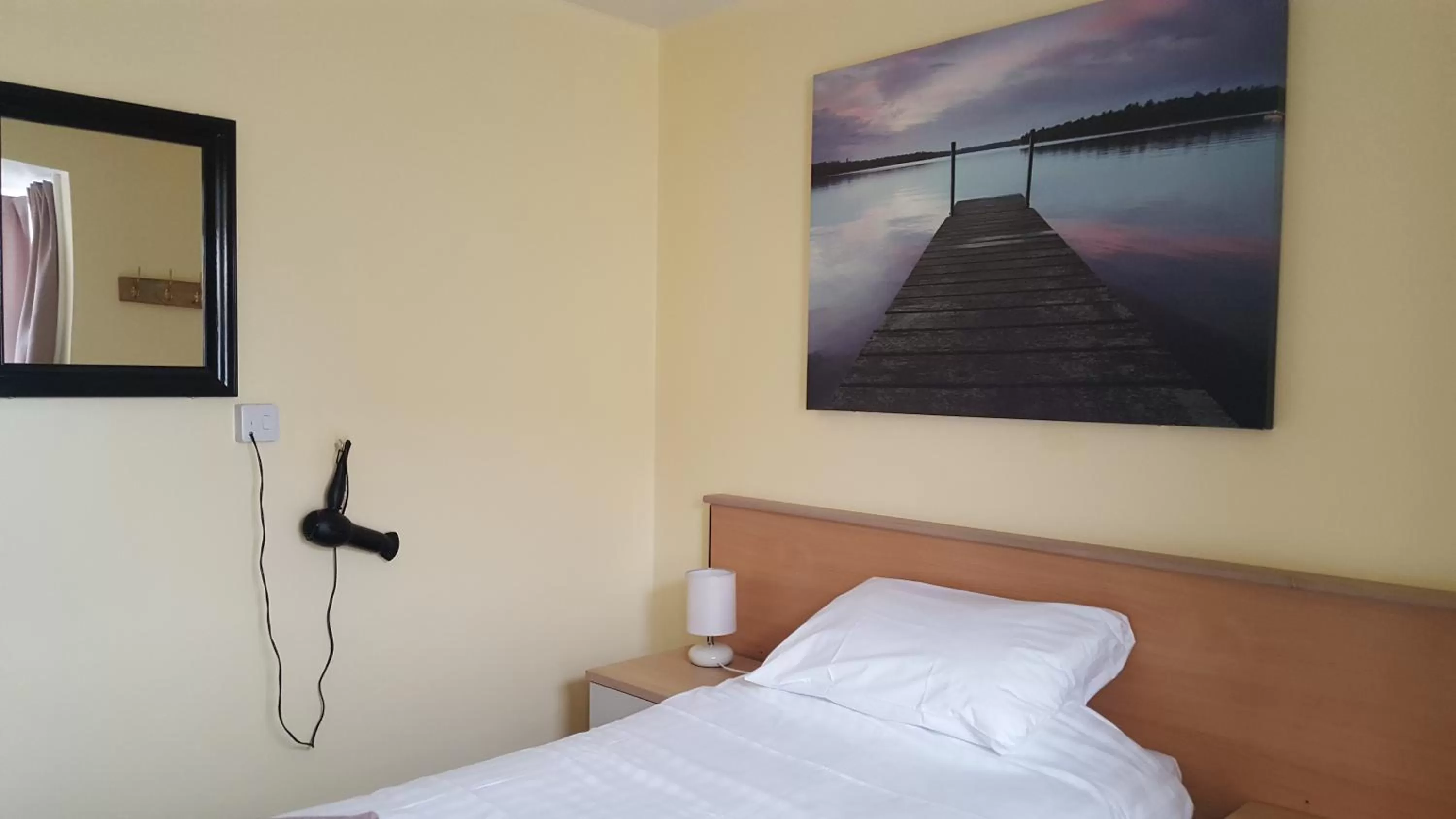 Bed in The Beacon Hotel