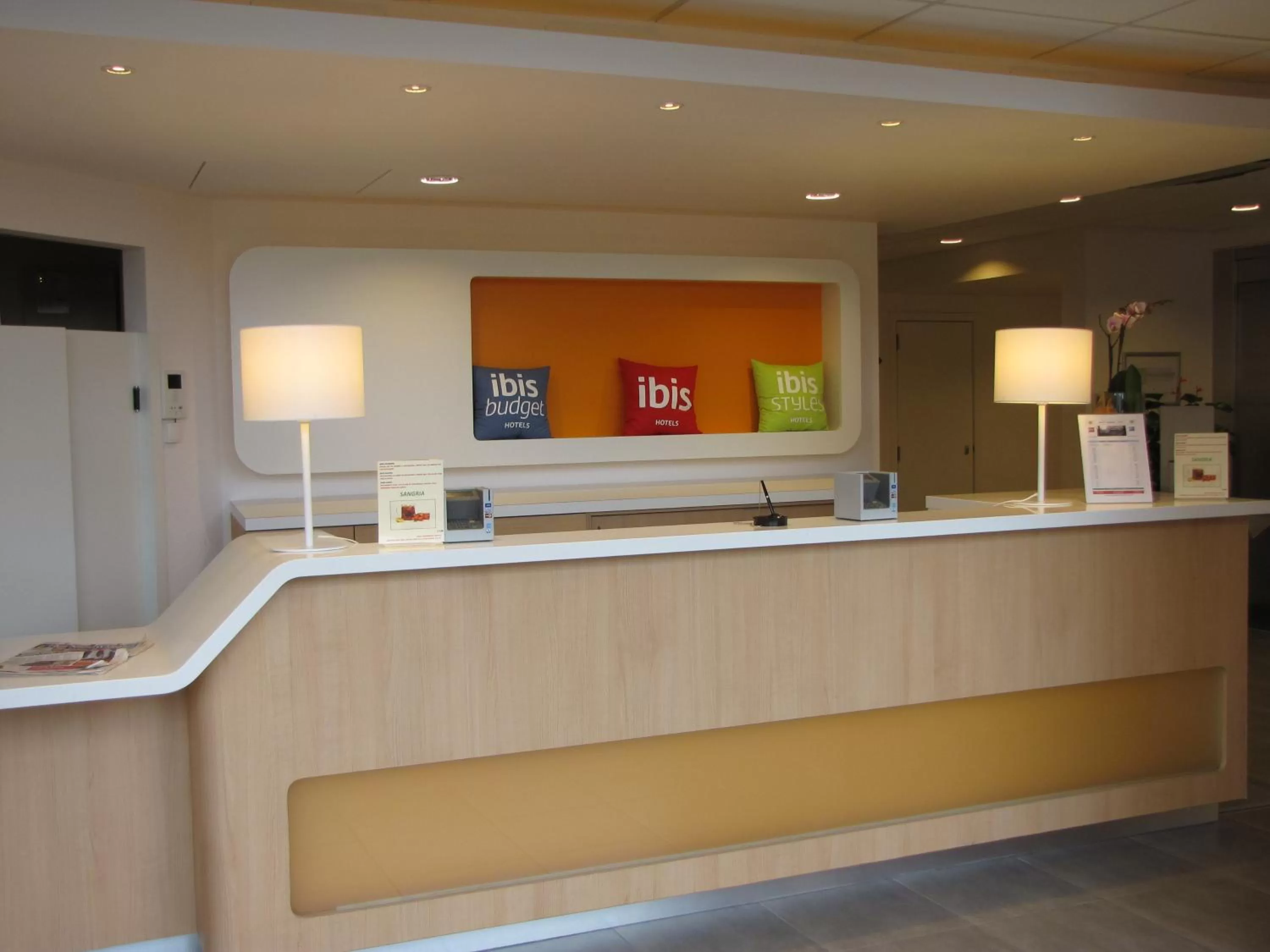 Lobby or reception in ibis budget Hotel Brussels Airport