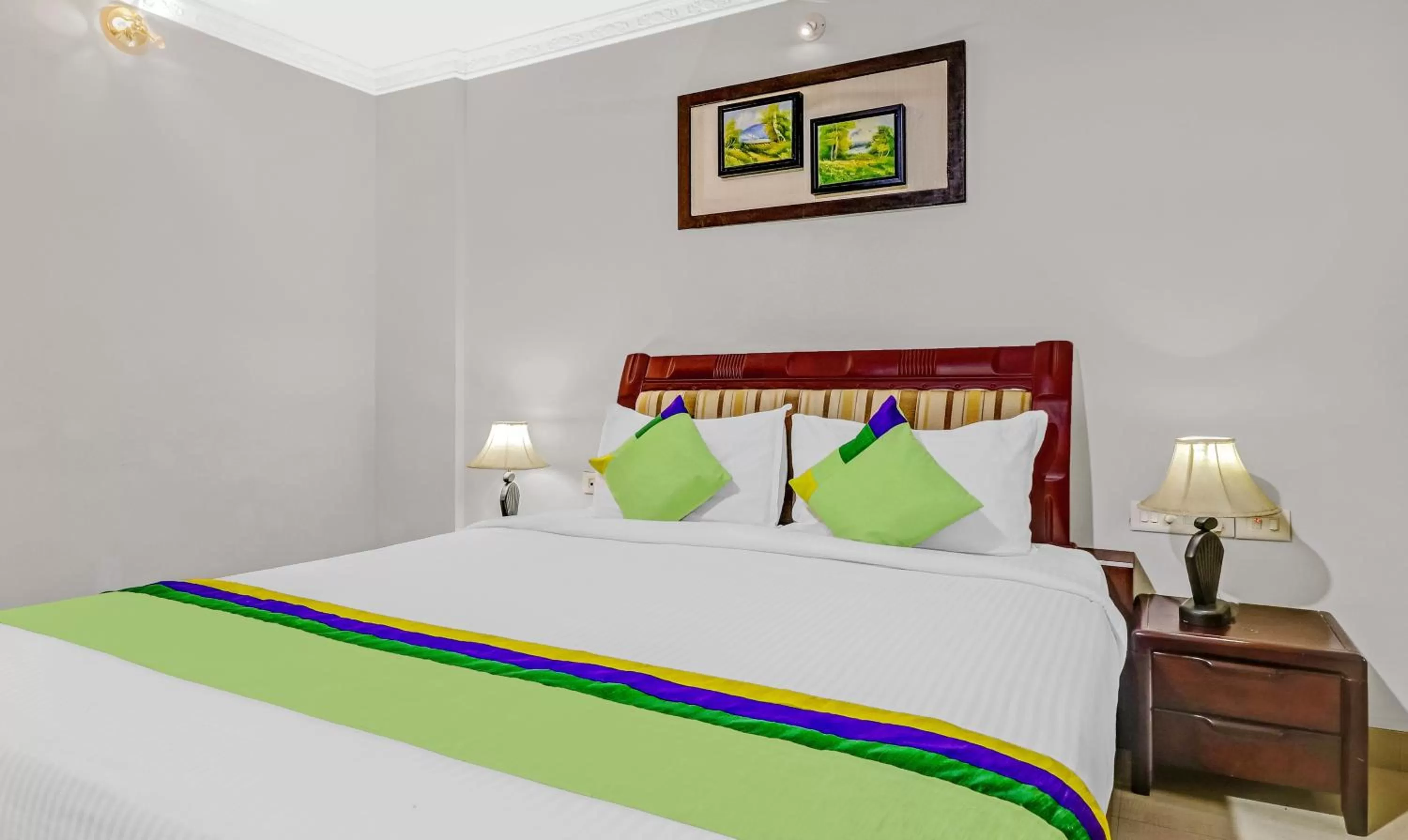 Bedroom, Bed in Treebo Symphony Hotels And Resorts Angamally