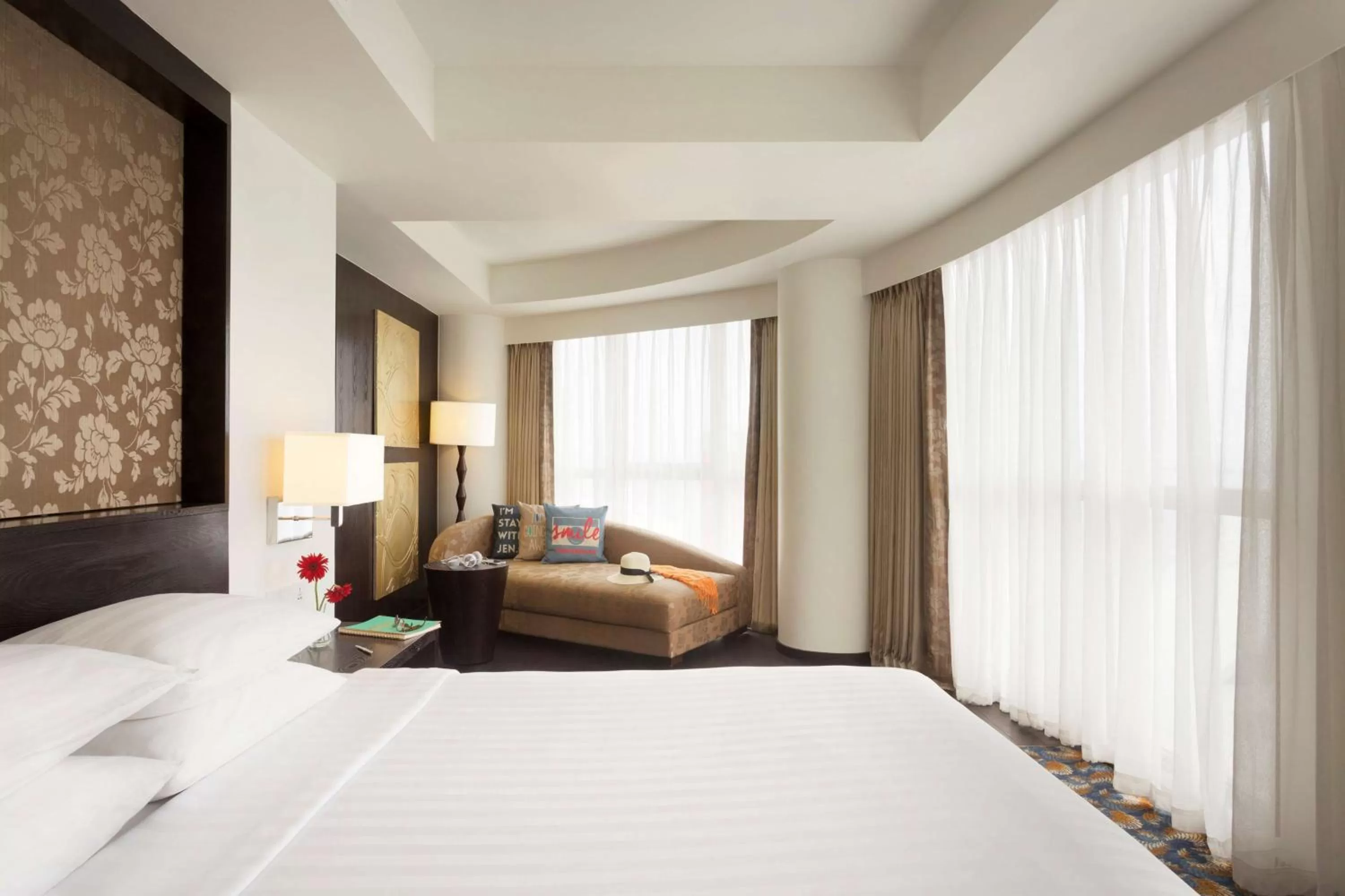 Photo of the whole room, Bed in Jen Maldives Male by Shangri-La