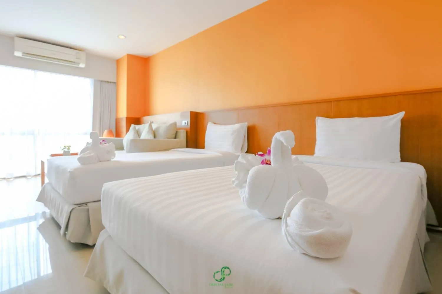 Bed in Crystal Jade Hotel