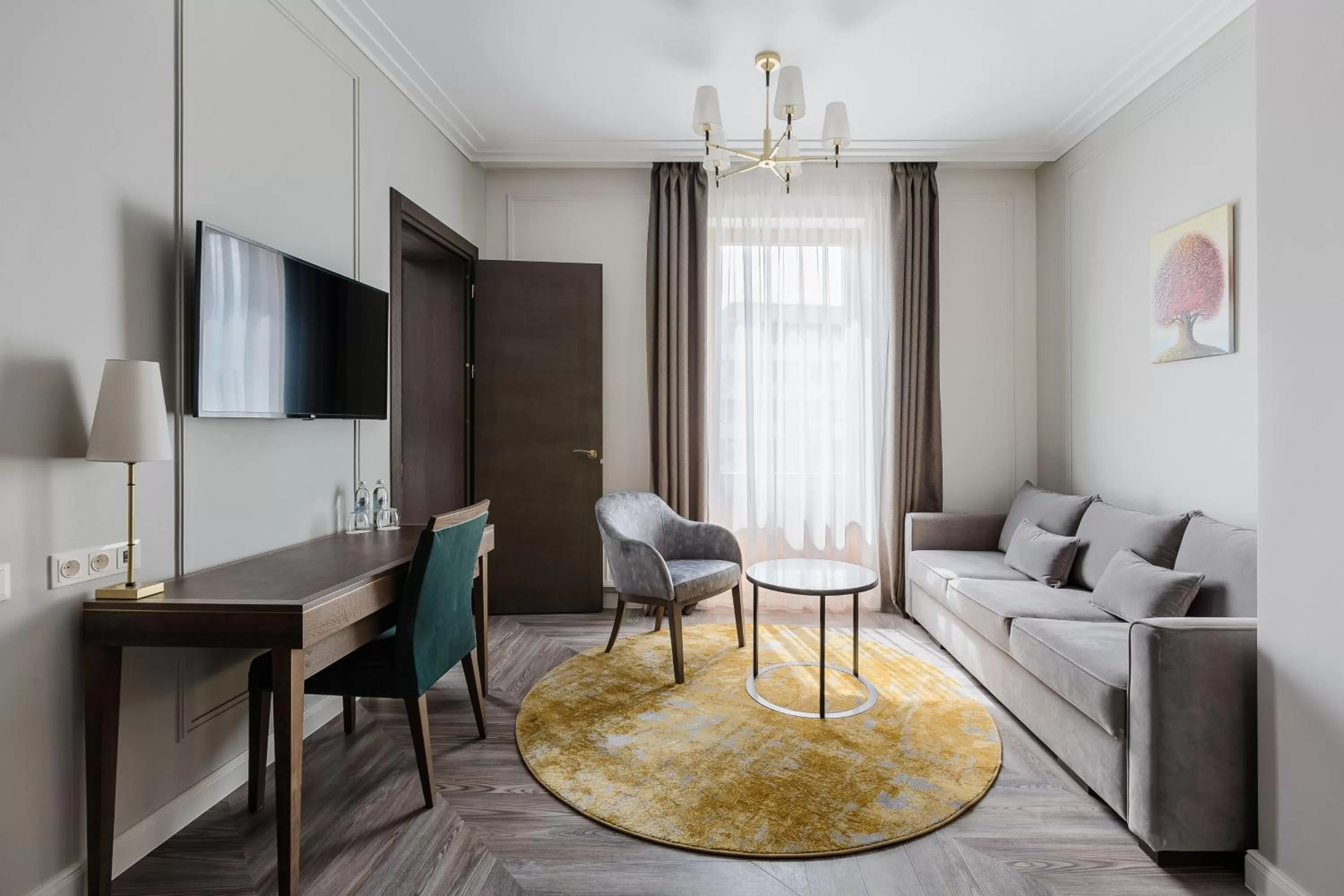 Communal lounge/ TV room, Bed in VICTORIA Hotel Klaipėda