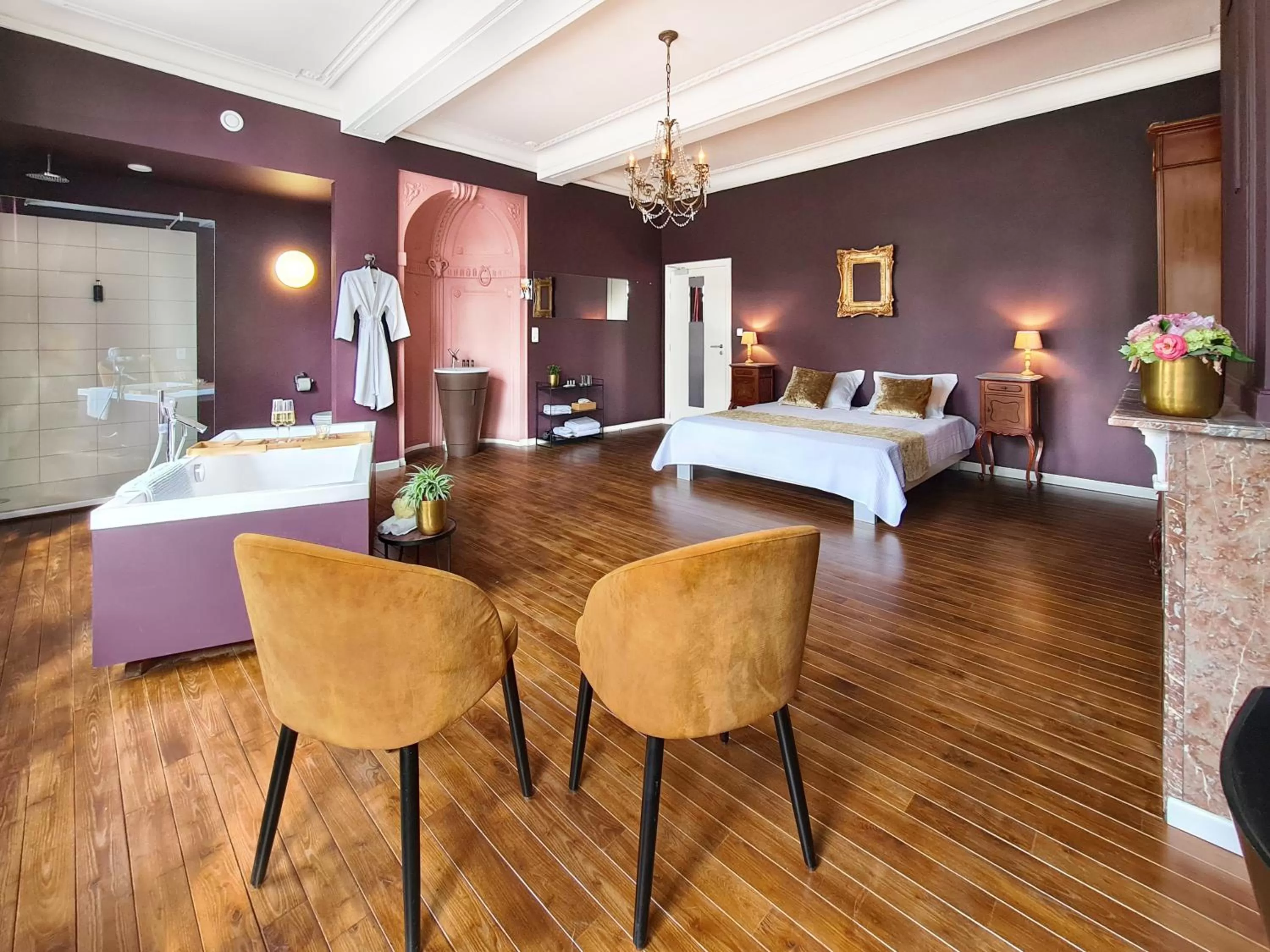 Photo of the whole room, Bed in Hotel Restaurant Steenhuyse