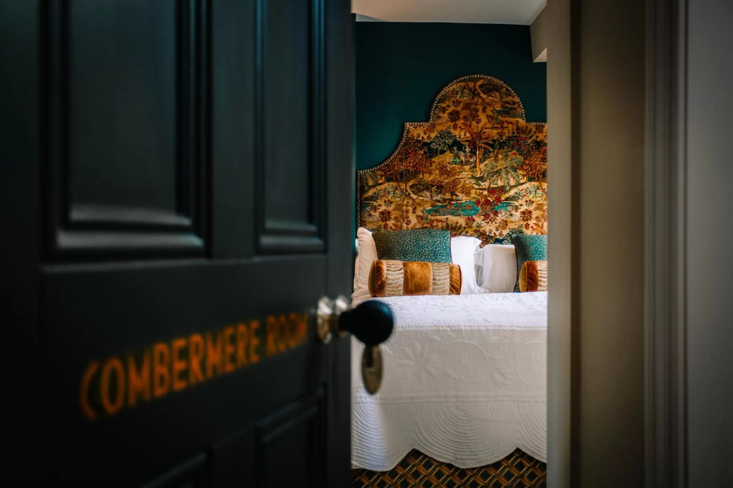 Bedroom, Bed in Arthurs