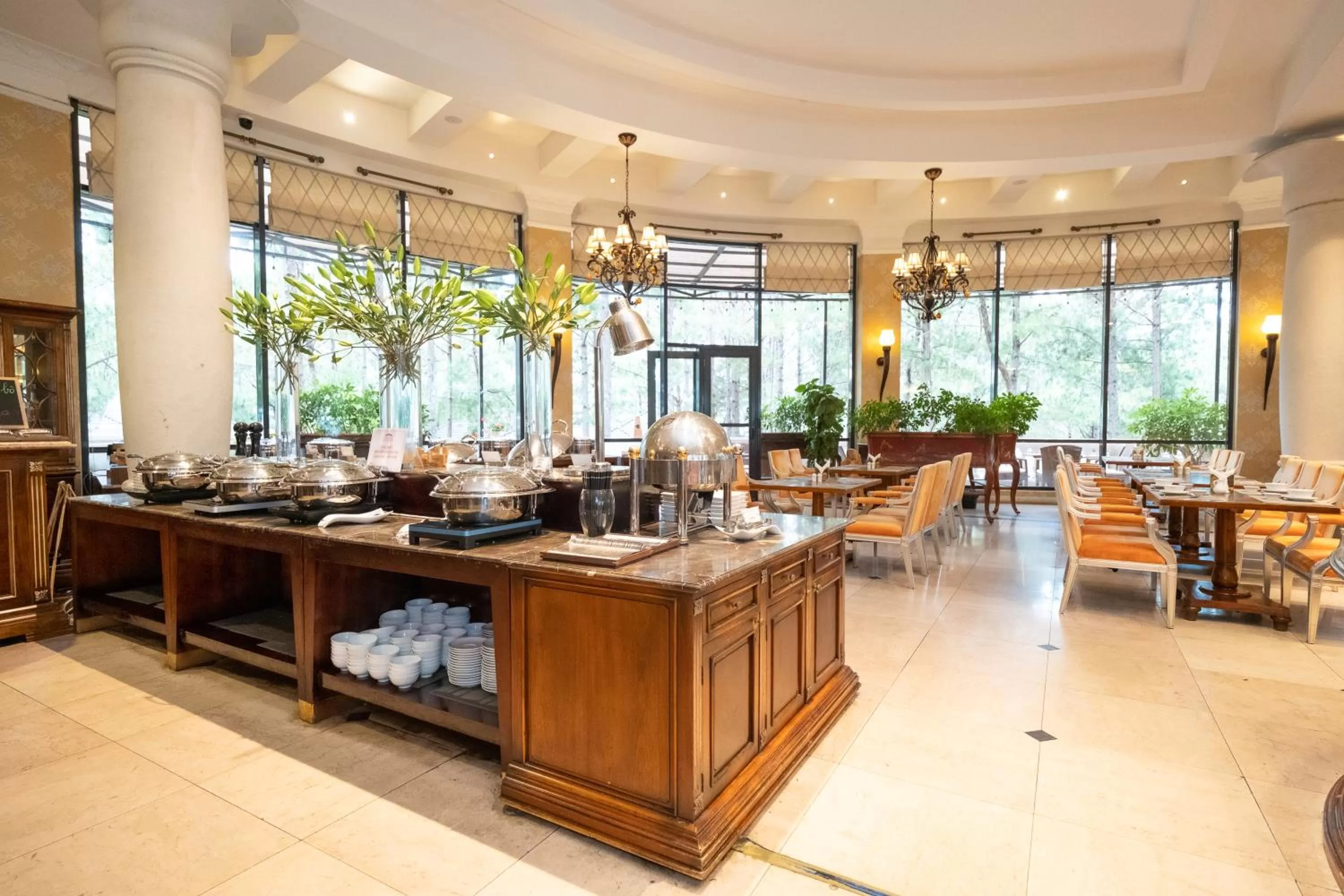 Restaurant/places to eat in Dalat Edensee Lake Resort & Spa