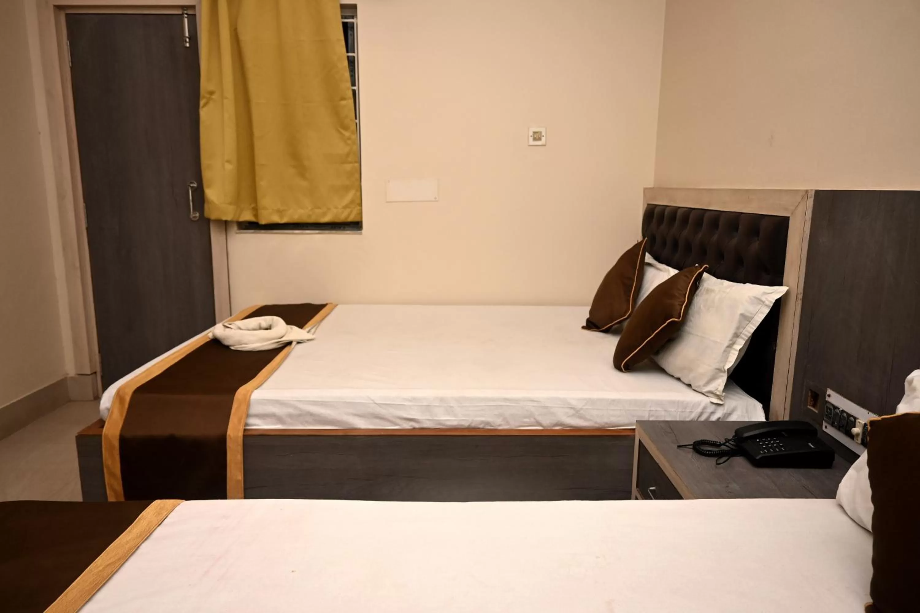 Bed in Royal Sea View