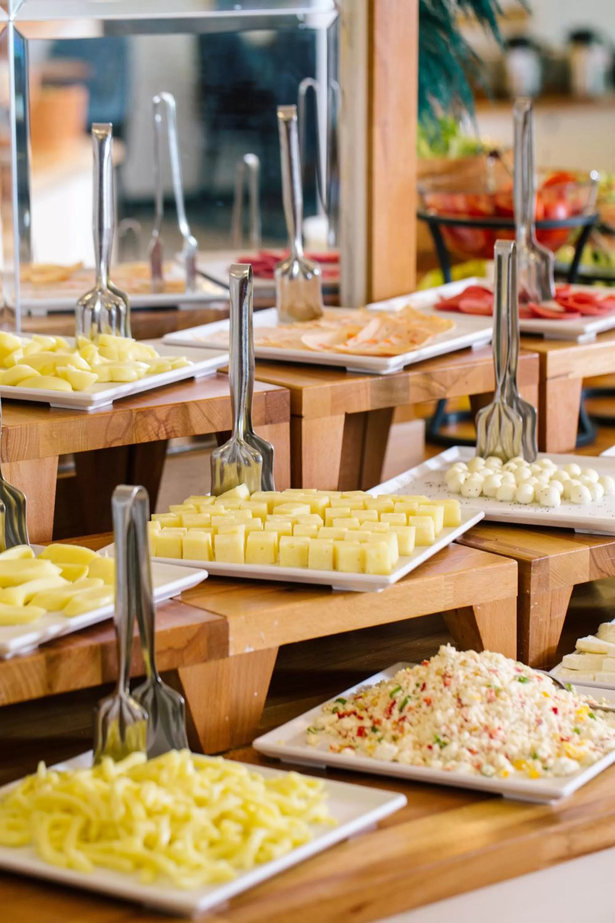 Food and drinks in Marble Hotel