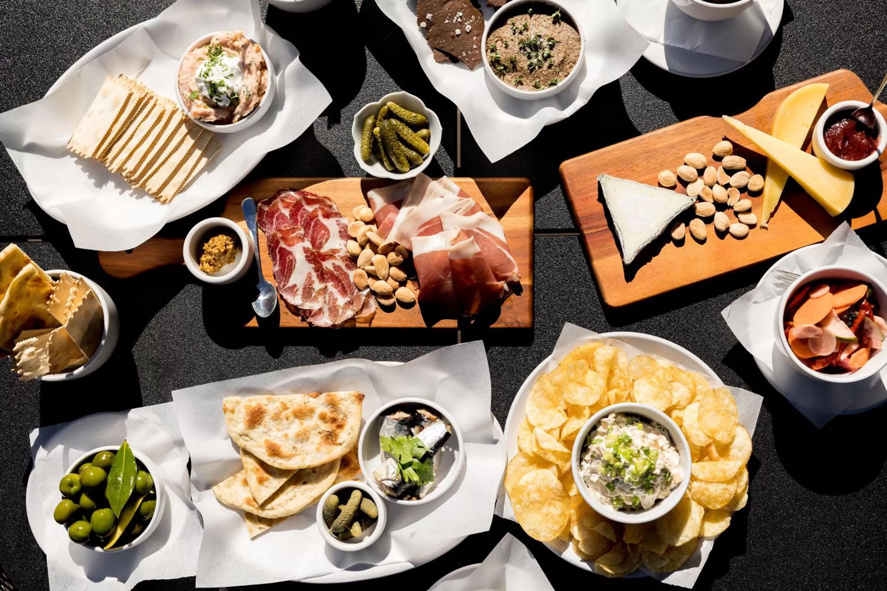 Restaurant/places to eat in The Bishop Hotel