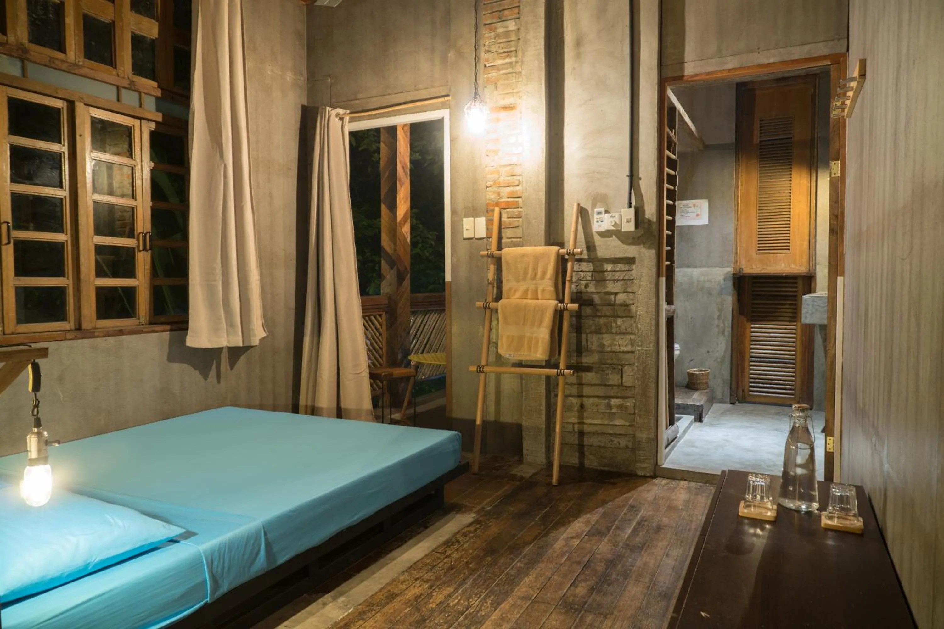 Bed in The Flying Fish Hostel