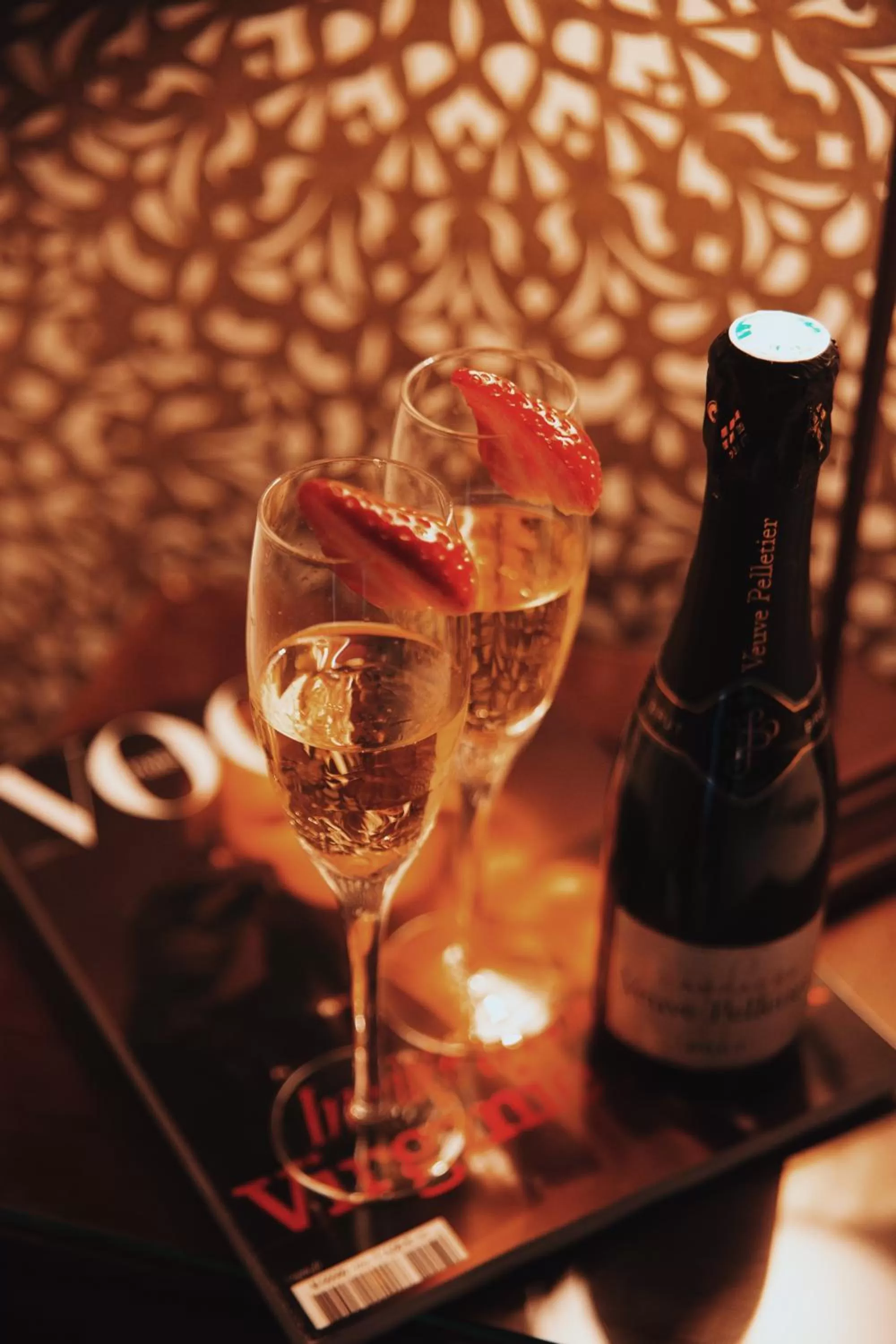 Decorative detail in Waldorf Montparnasse