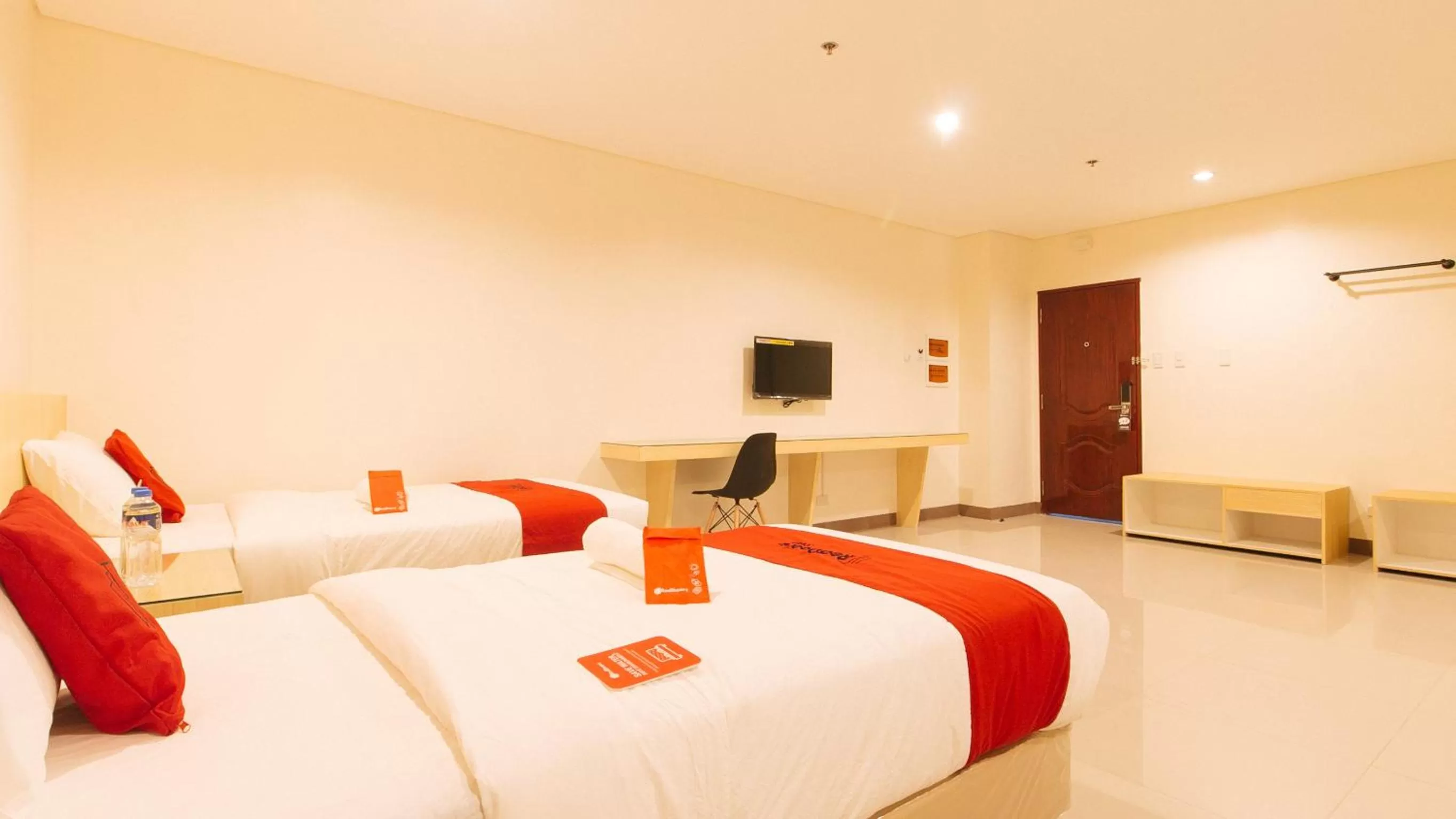 Bedroom, Bed in RedDoorz Plus @ Kaizen Suites Taft Avenue