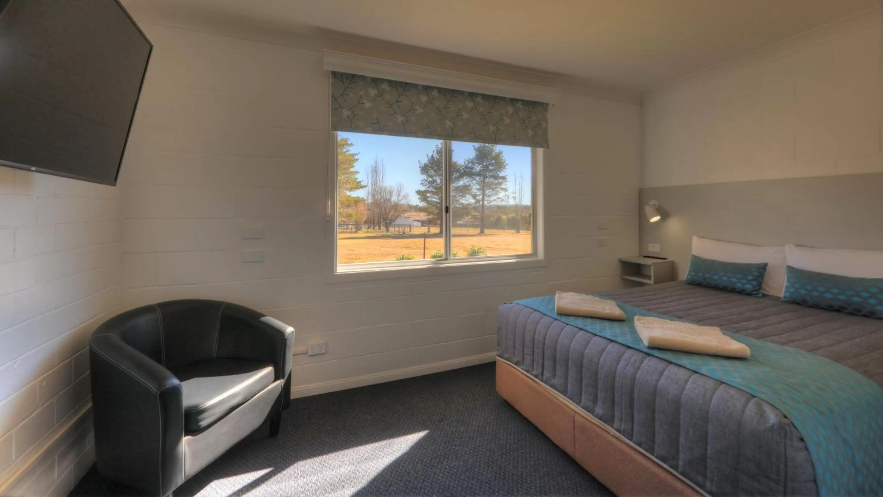 Photo of the whole room, Bed in Glen Innes Motel