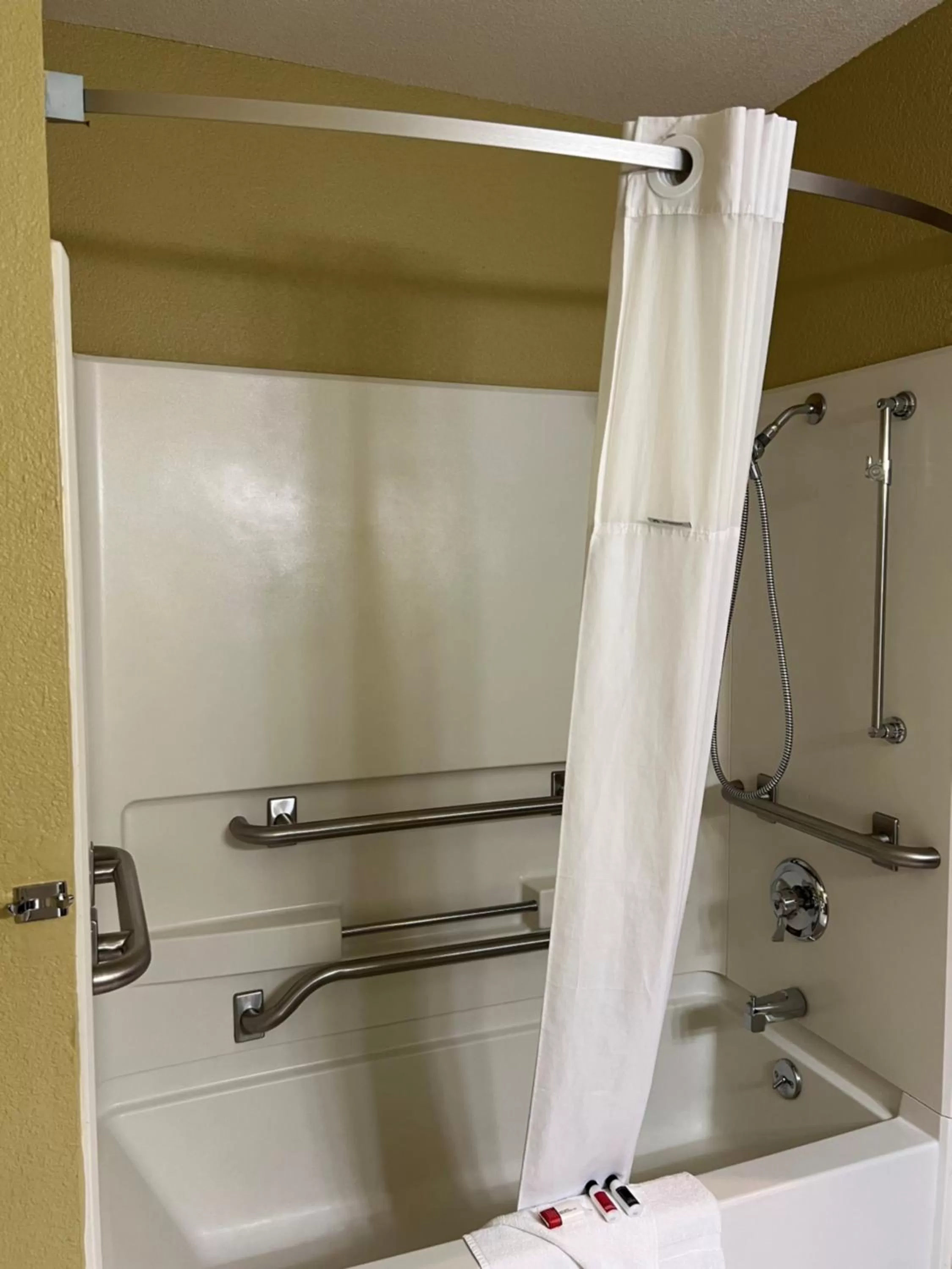 Super 8 by Wyndham Trinidad