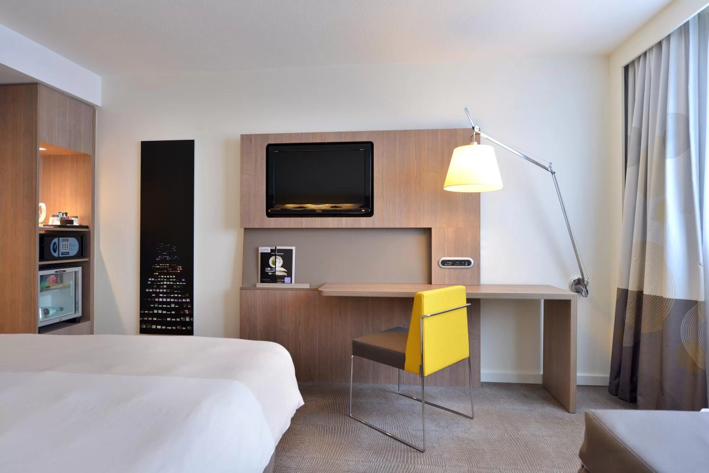 Bed in Novotel Clermont-Ferrand