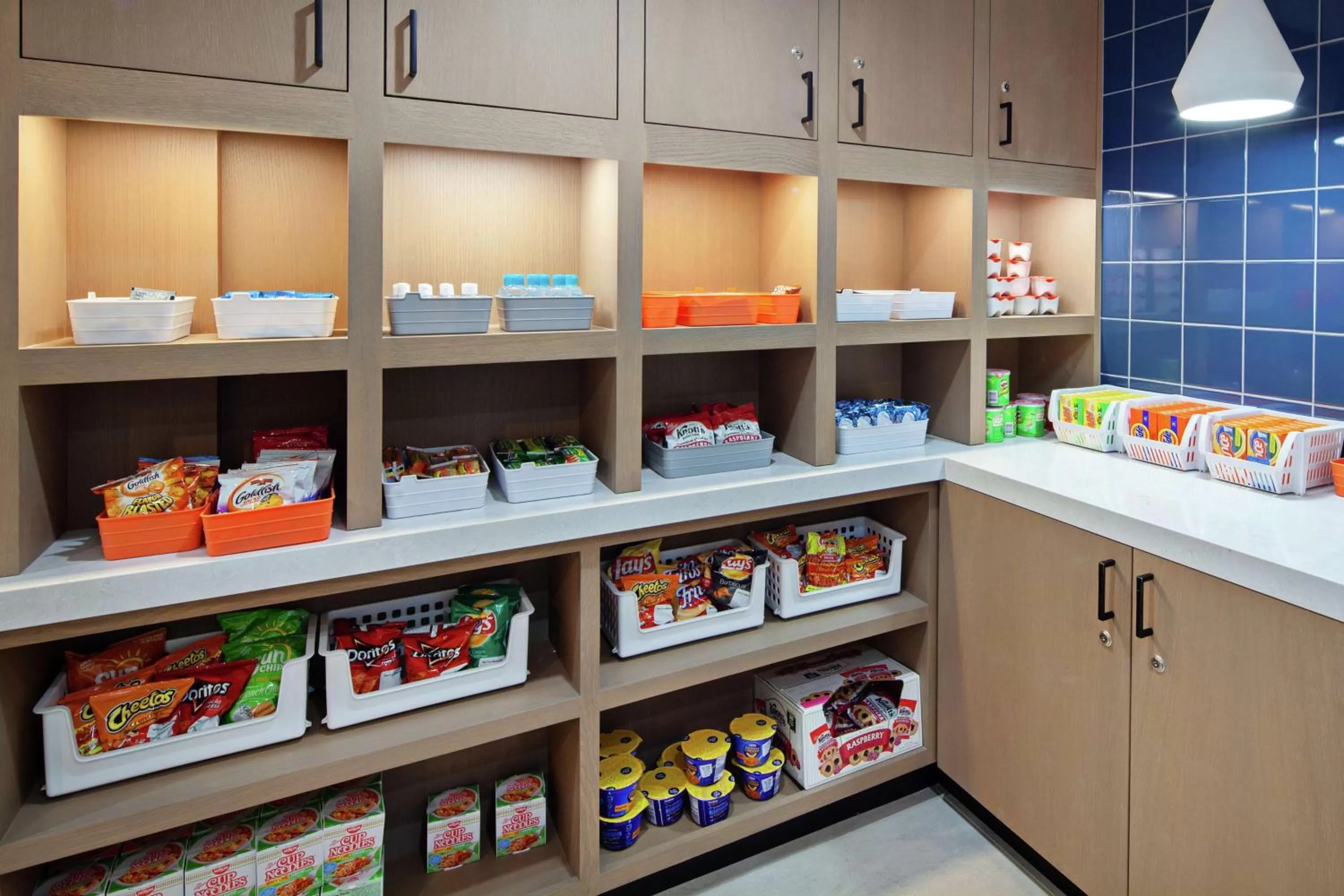 Restaurant/places to eat in Homewood Suites By Hilton San Diego Central