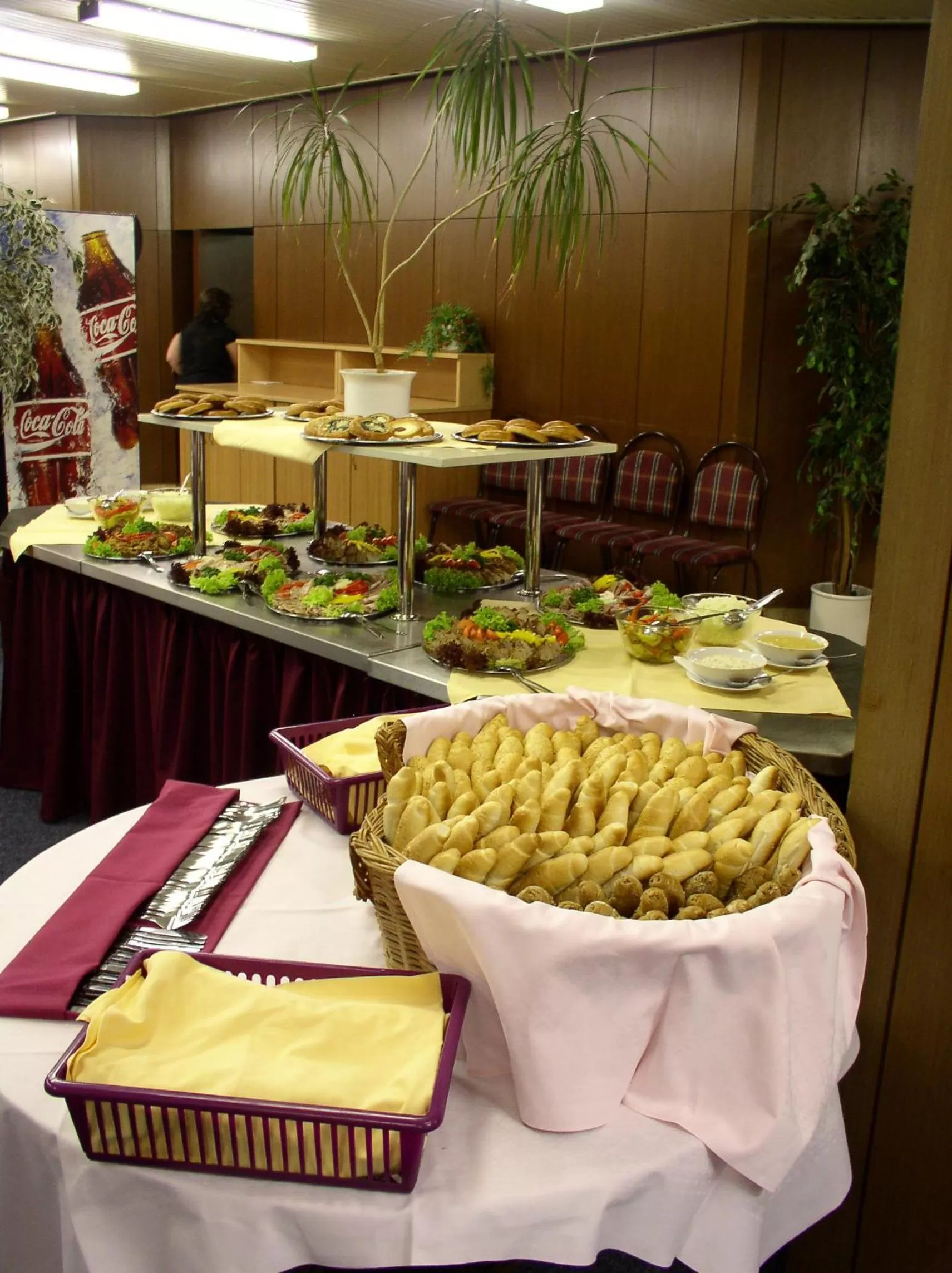 Food and drinks in Hotel Krystal